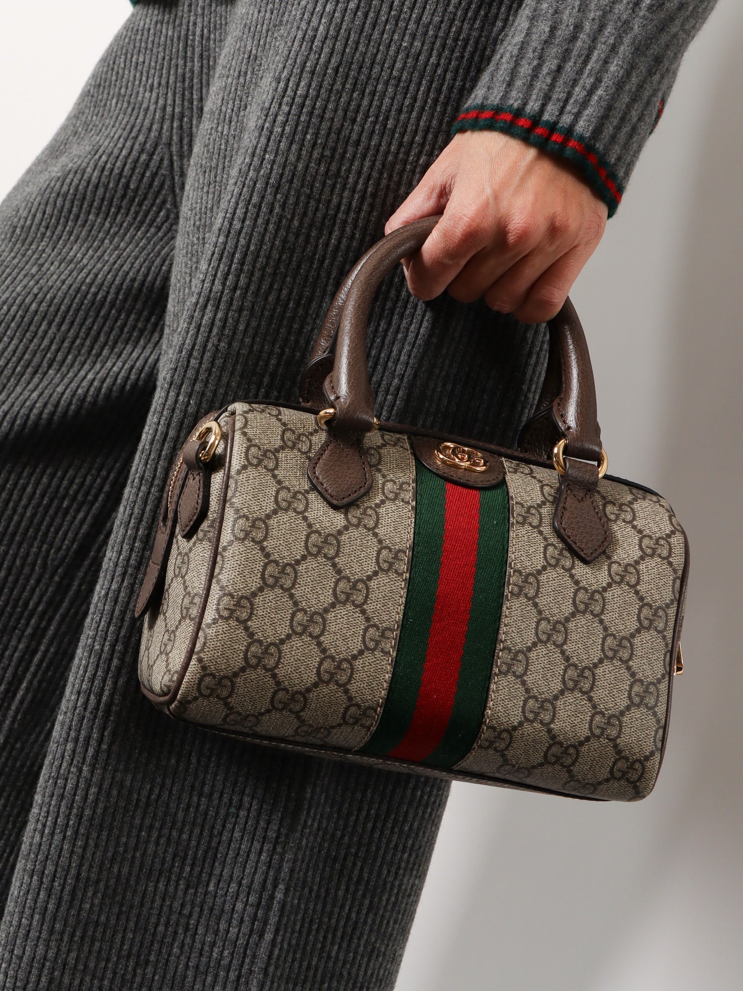 Gucci Ophidia Shoulder Bag In Gg Monogram Fabric