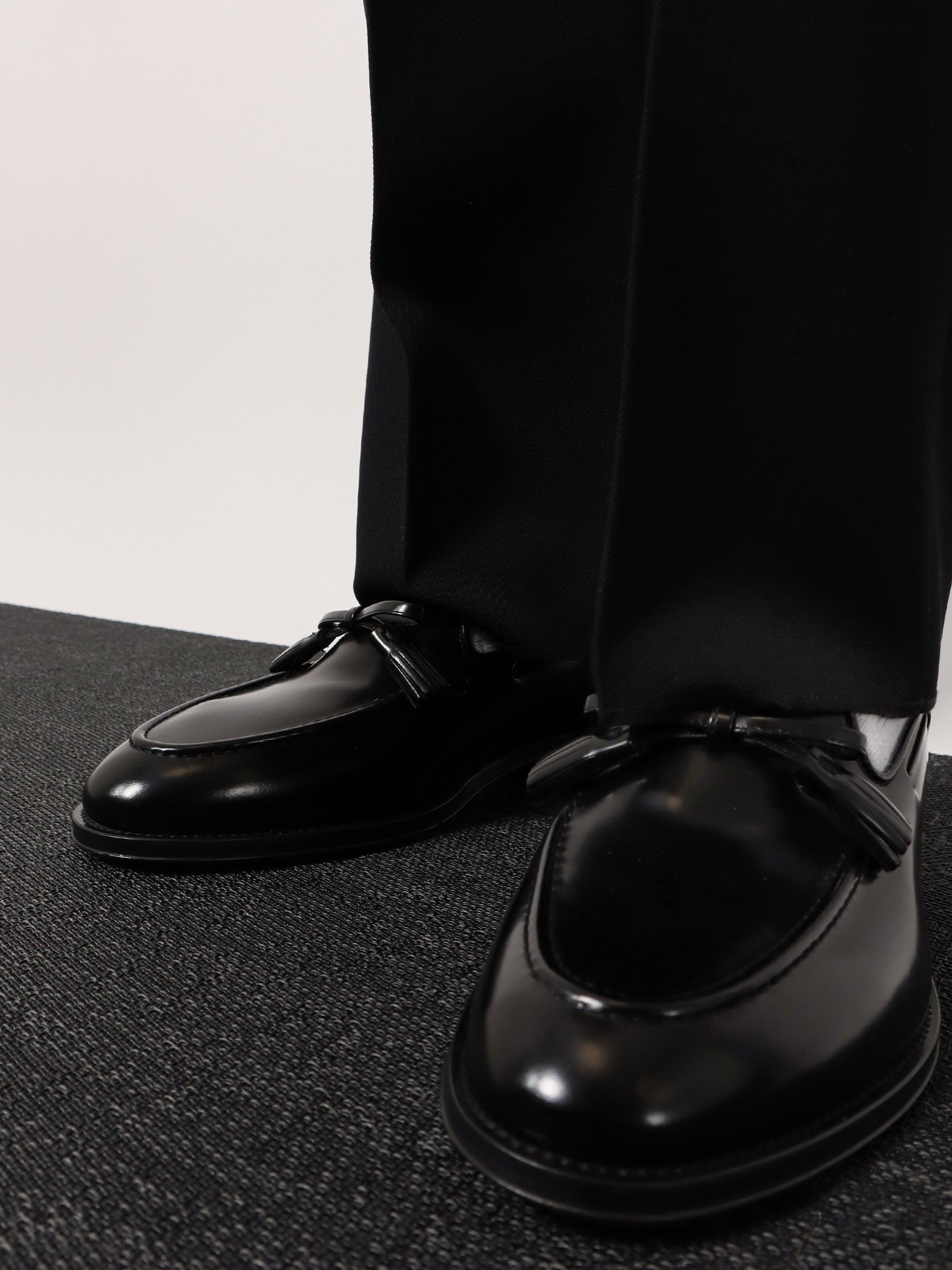 Valentino Bowshire Leather Loafers