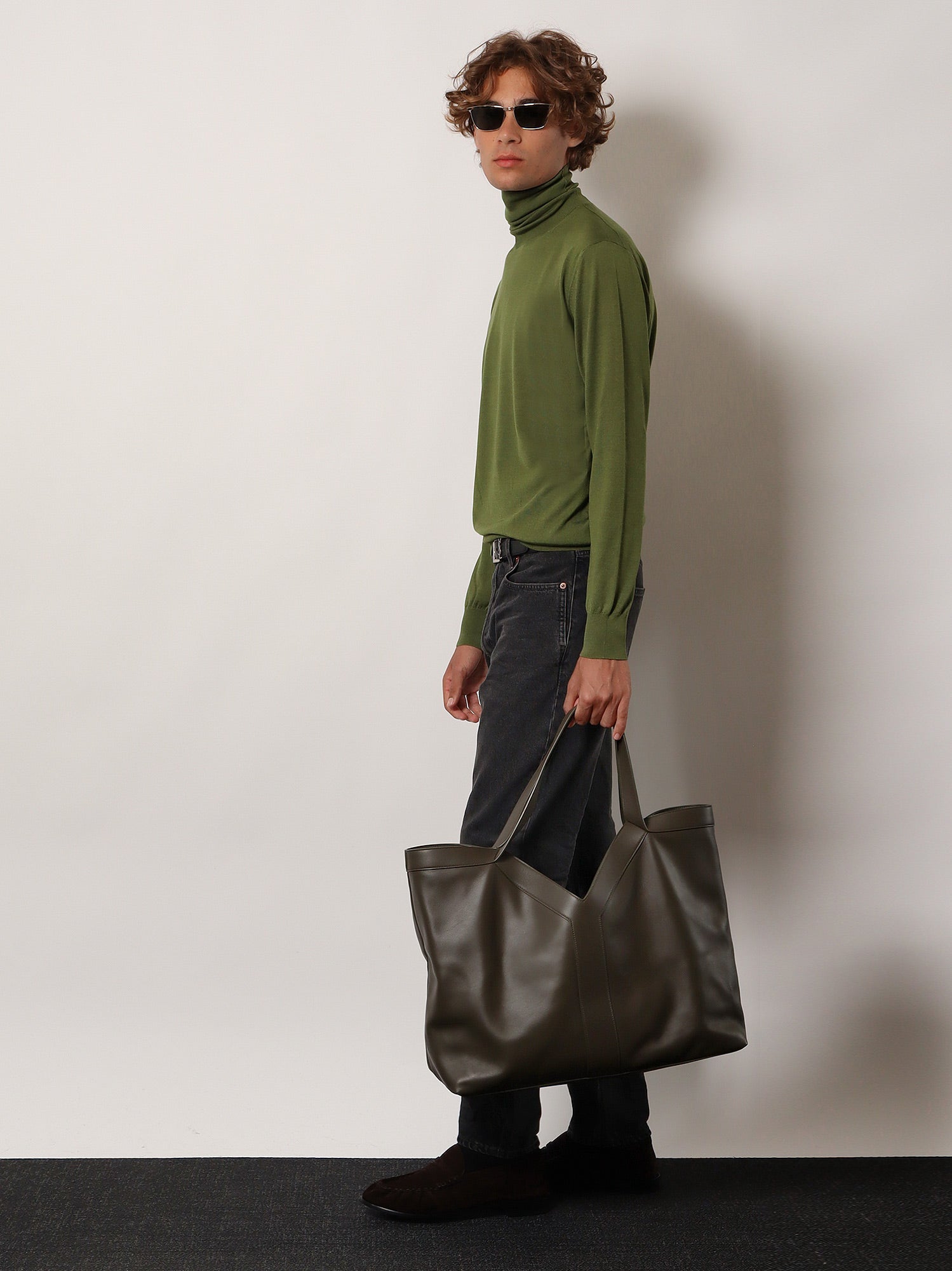 Saint Laurent Y Oversize Leather Tote Bag