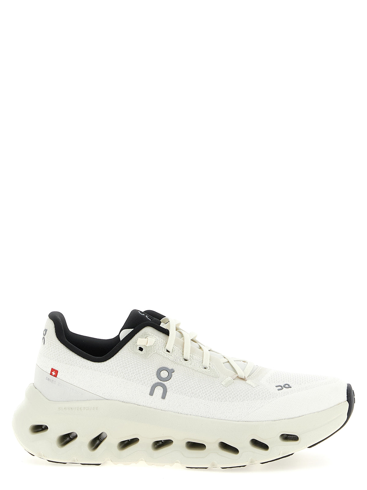 On 'Cloudtilt' Sneakers