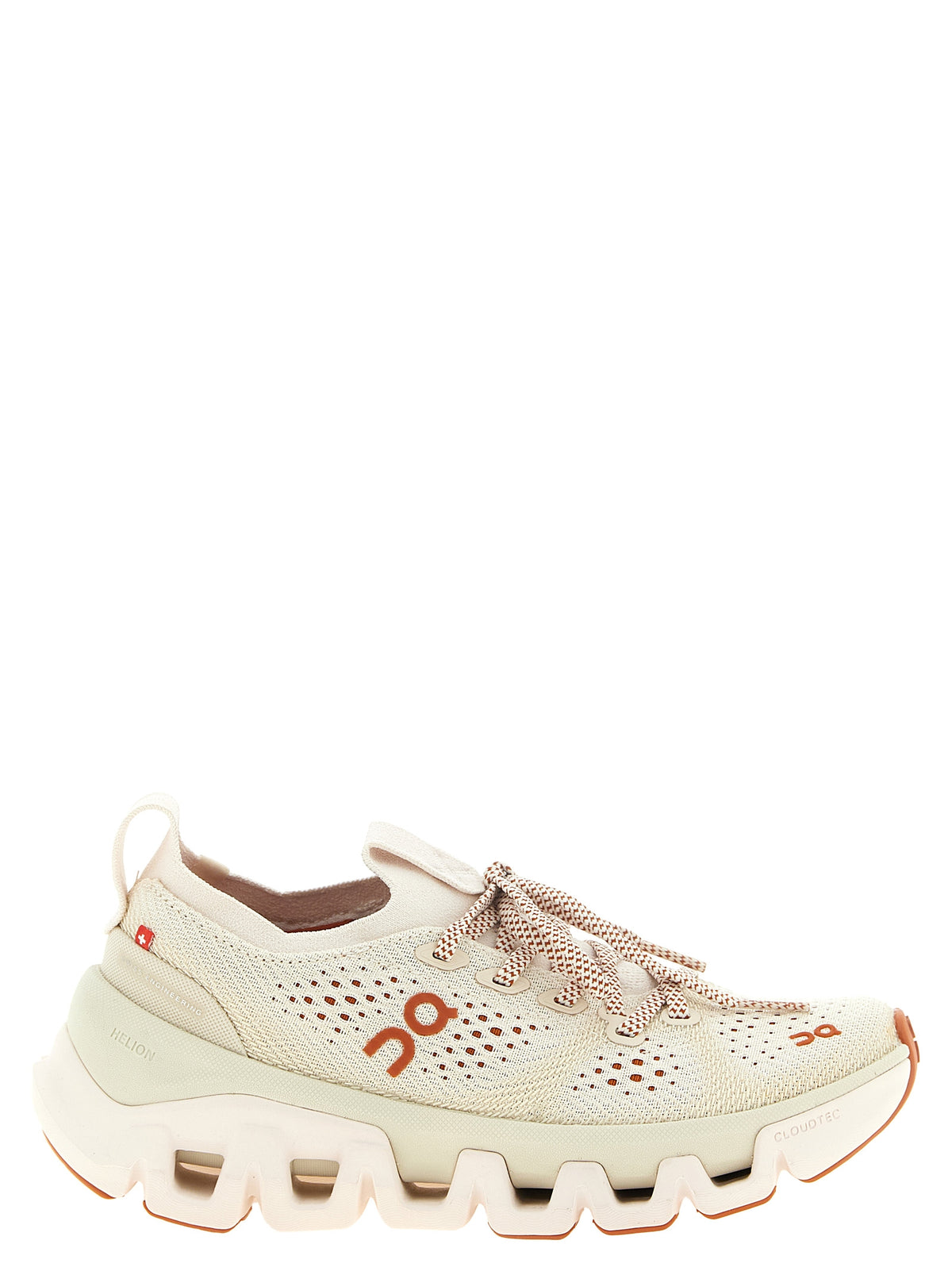 On 'Cloud X Tempo' Sneakers