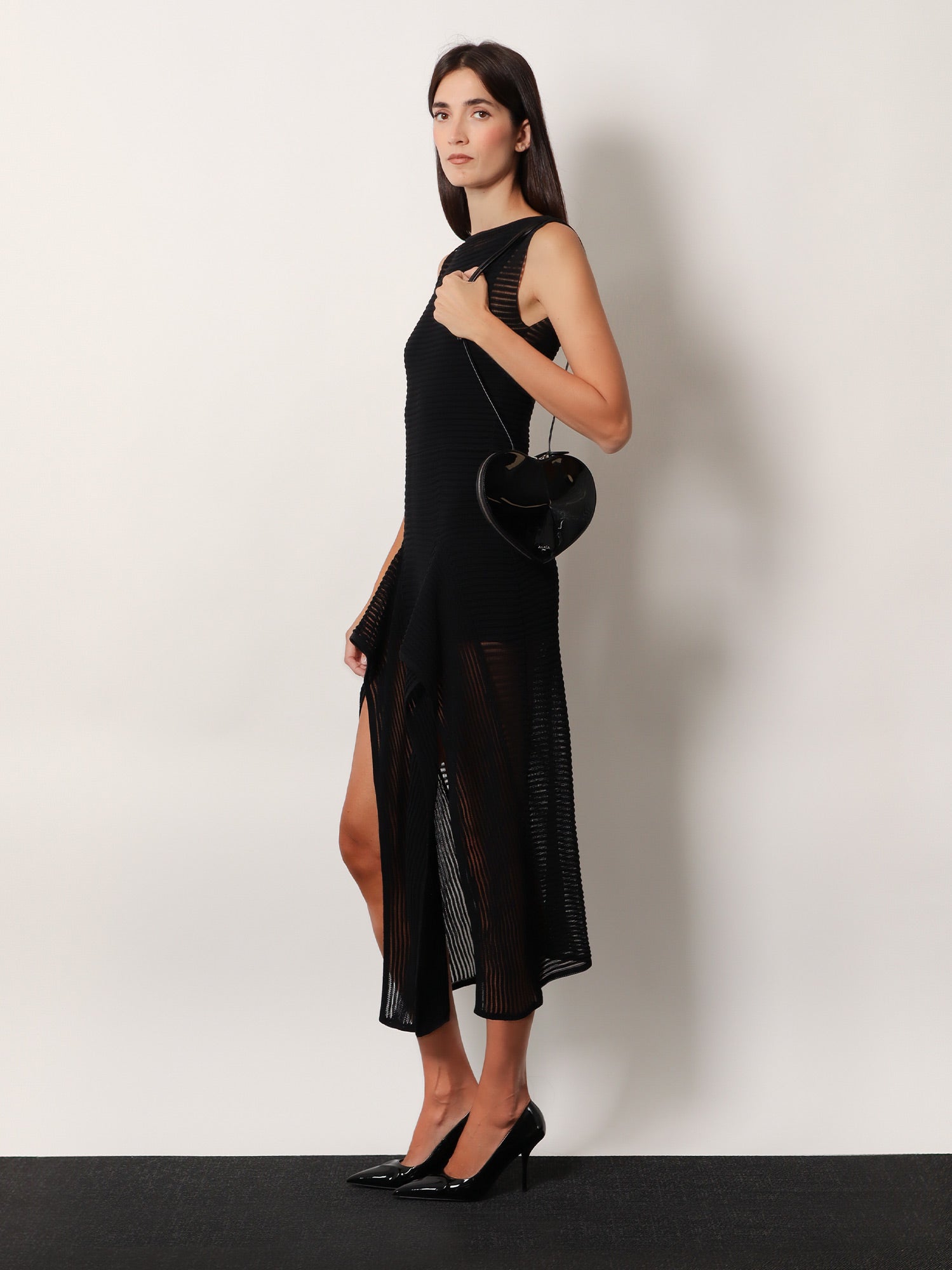 Alaïa Le Coeur Patent Leather Crossbody Bag