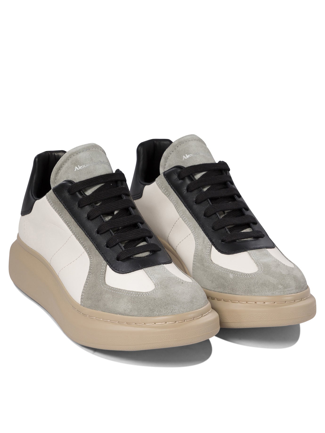 Alexander McQueen Sneakers & Slip-On