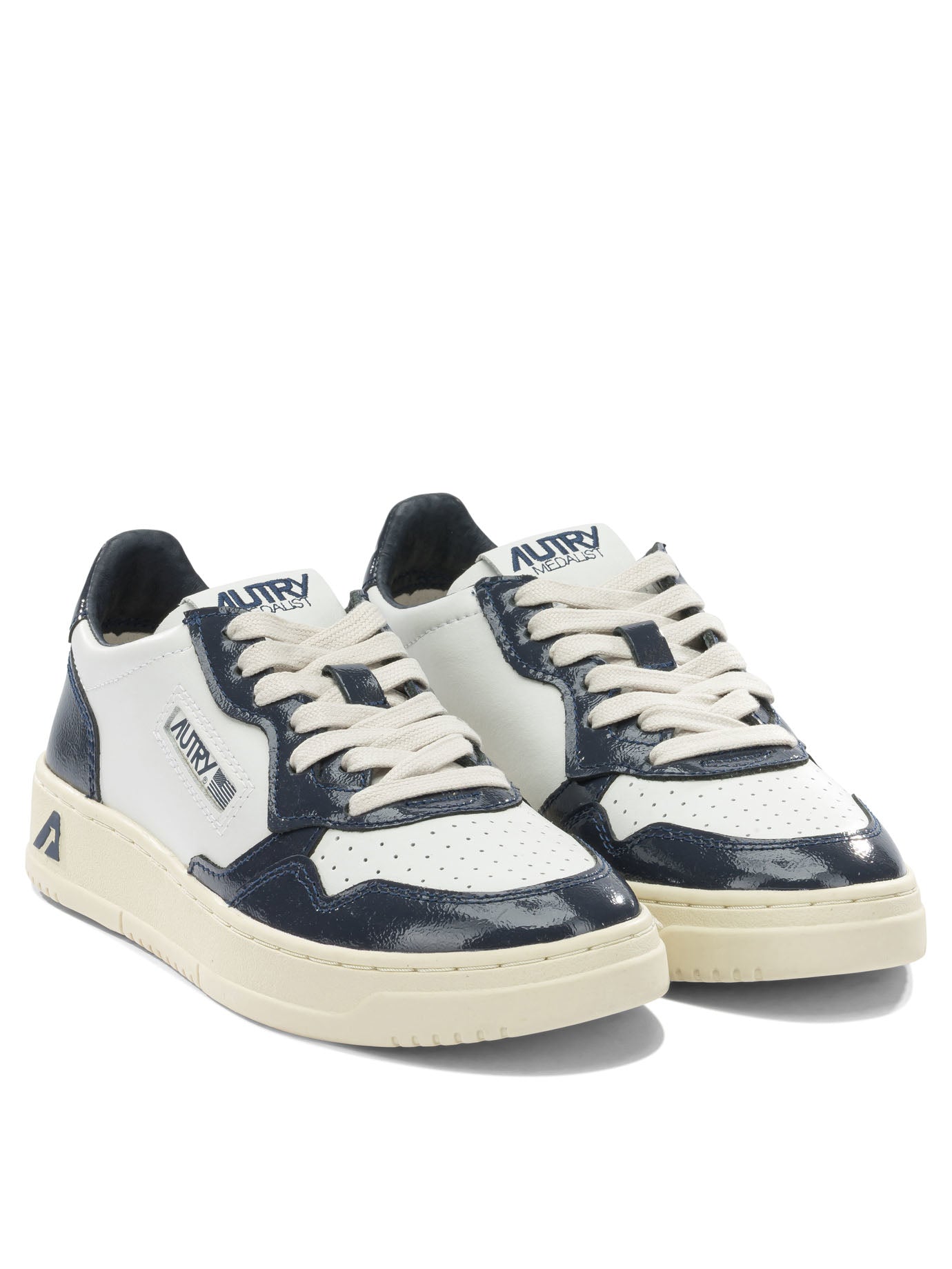 Autry Medalist Low Low Top Sneakers