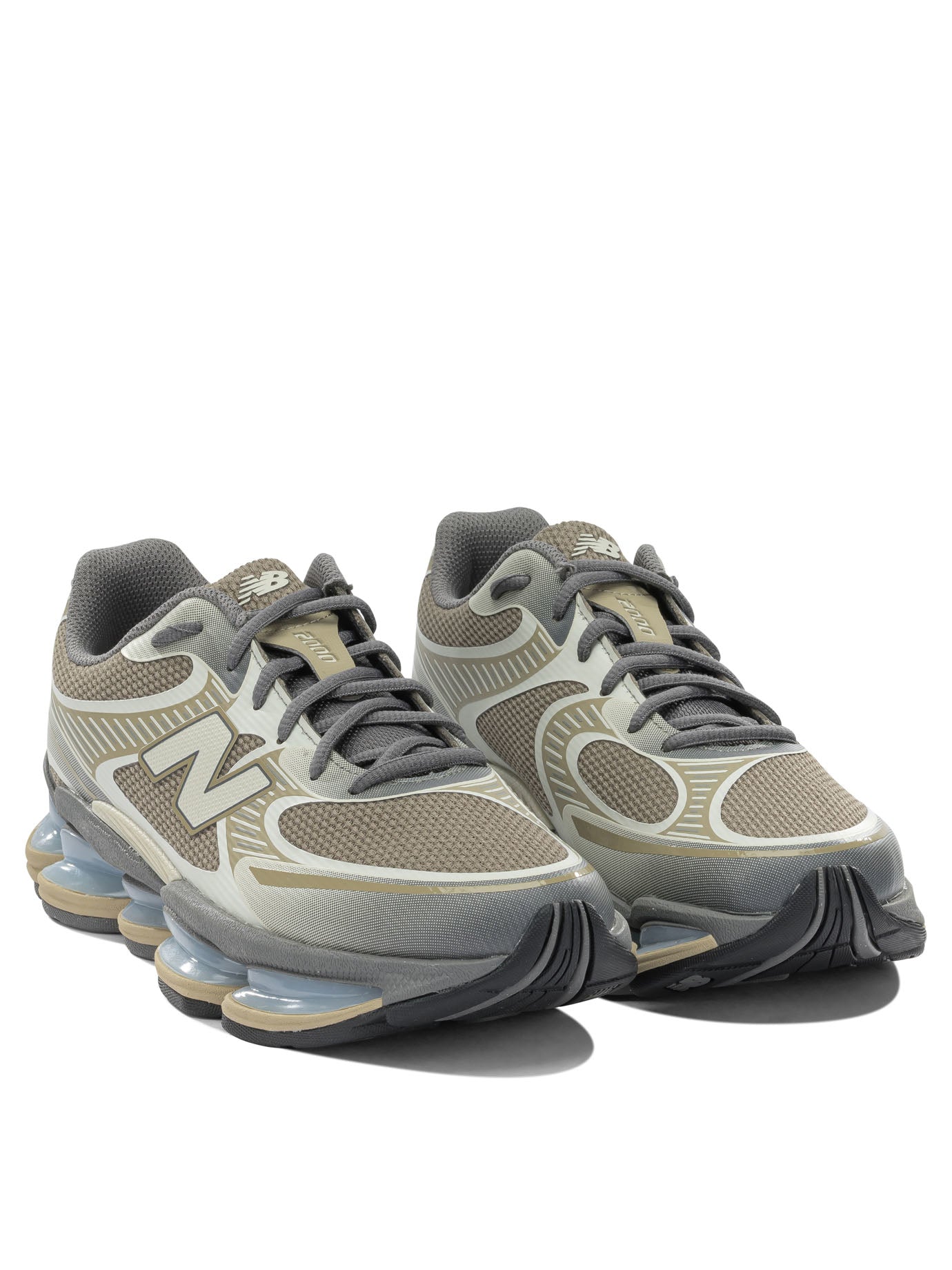 New Balance Abzorb 2000 Low-Top Sneakers
