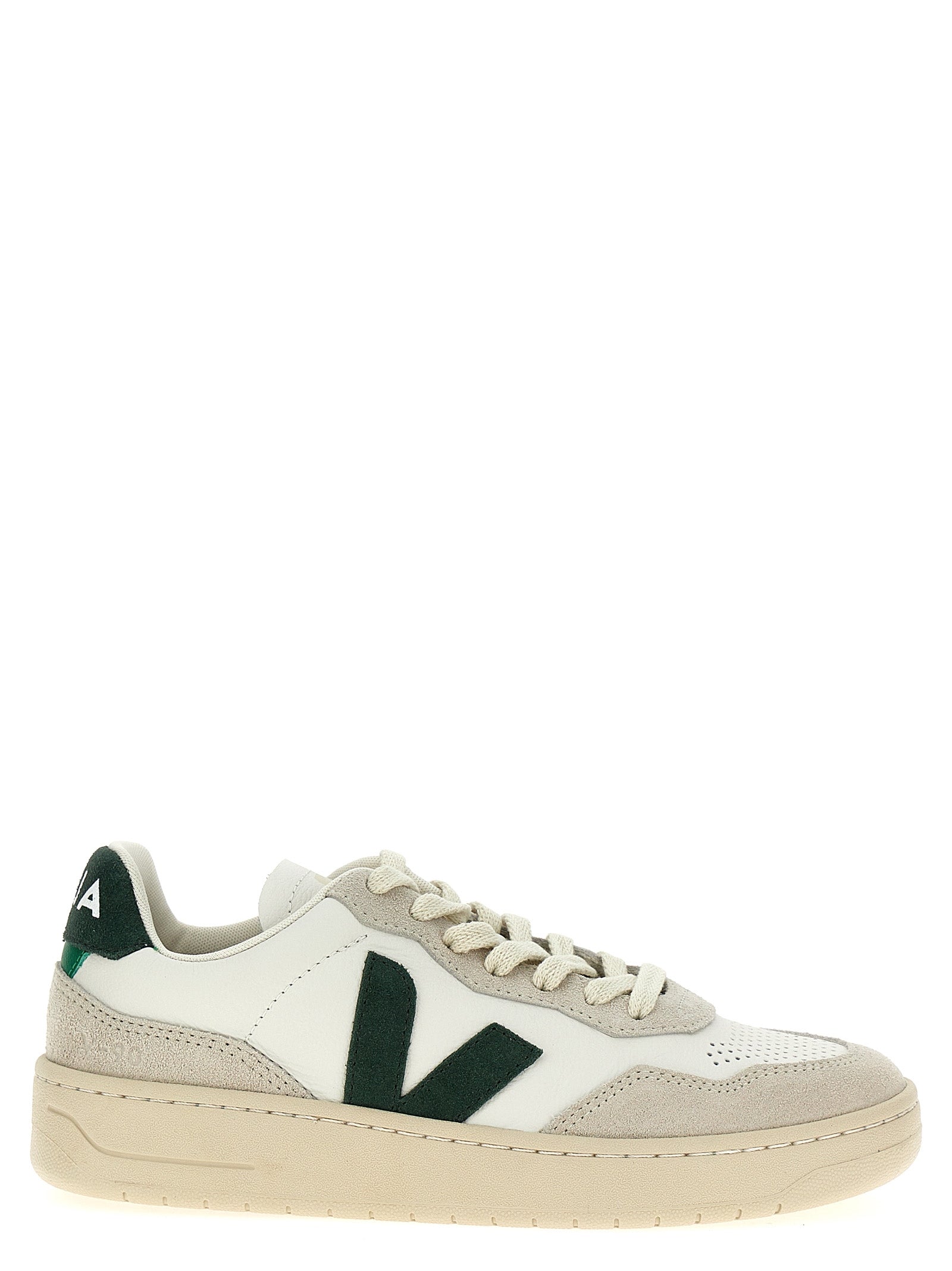 Veja 'V-90' Sneakers
