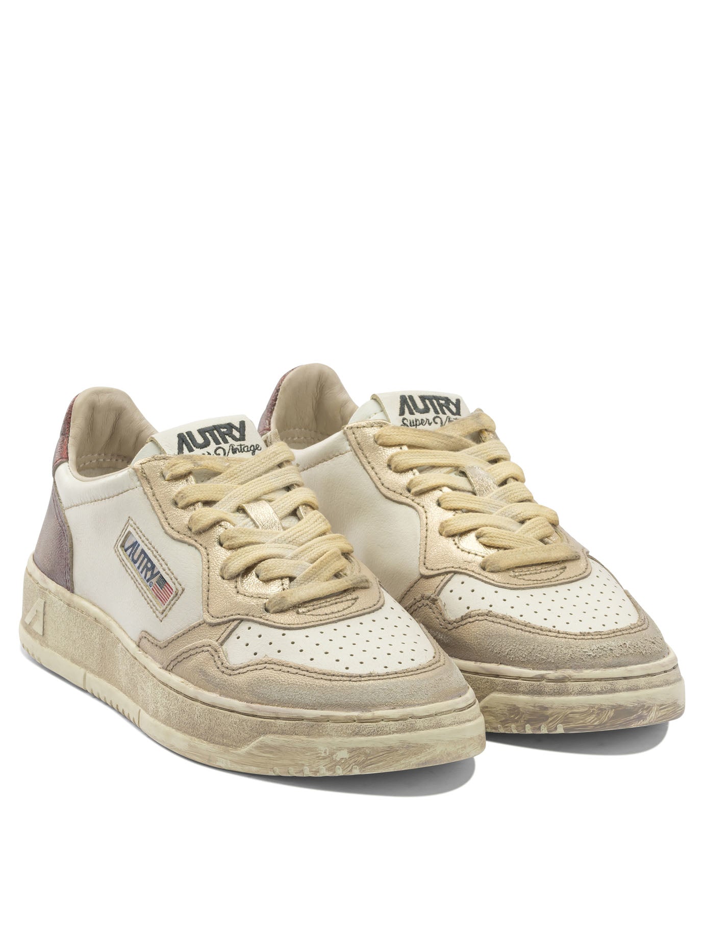 Autry Medalist Low Super Vintage Sneakers