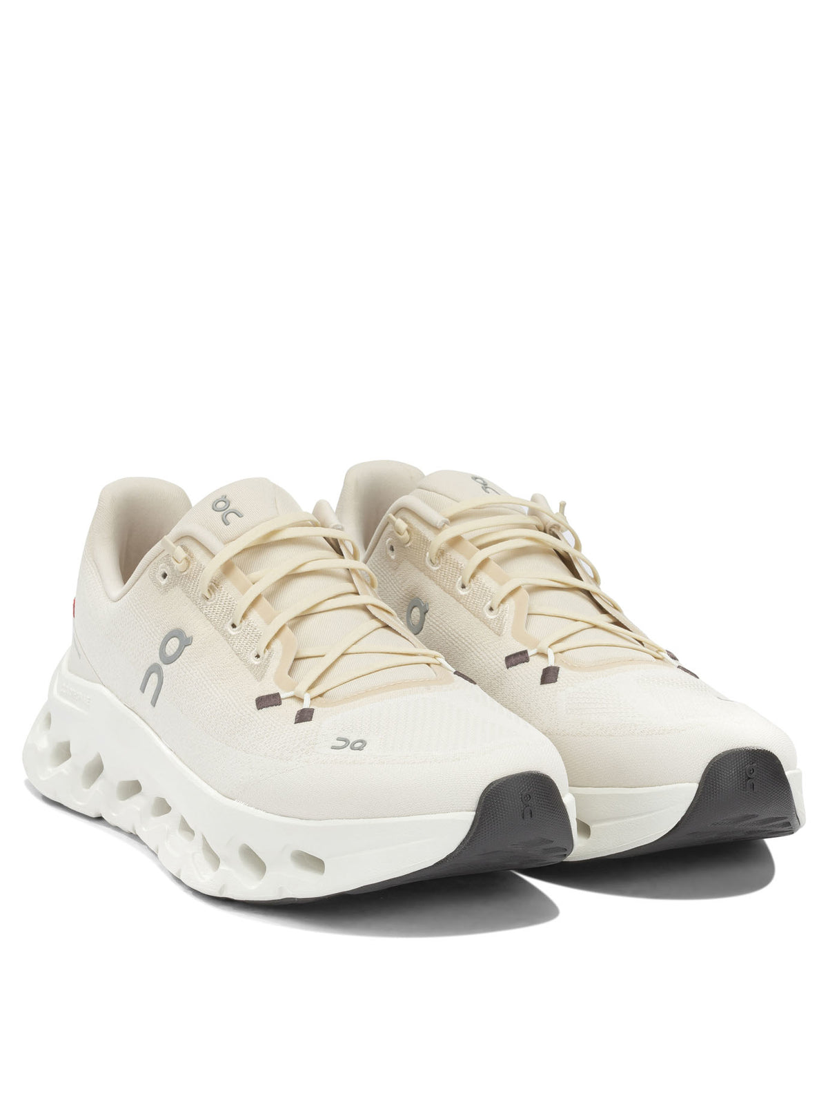 On Running Cloudtilt Low-Top Sneakers