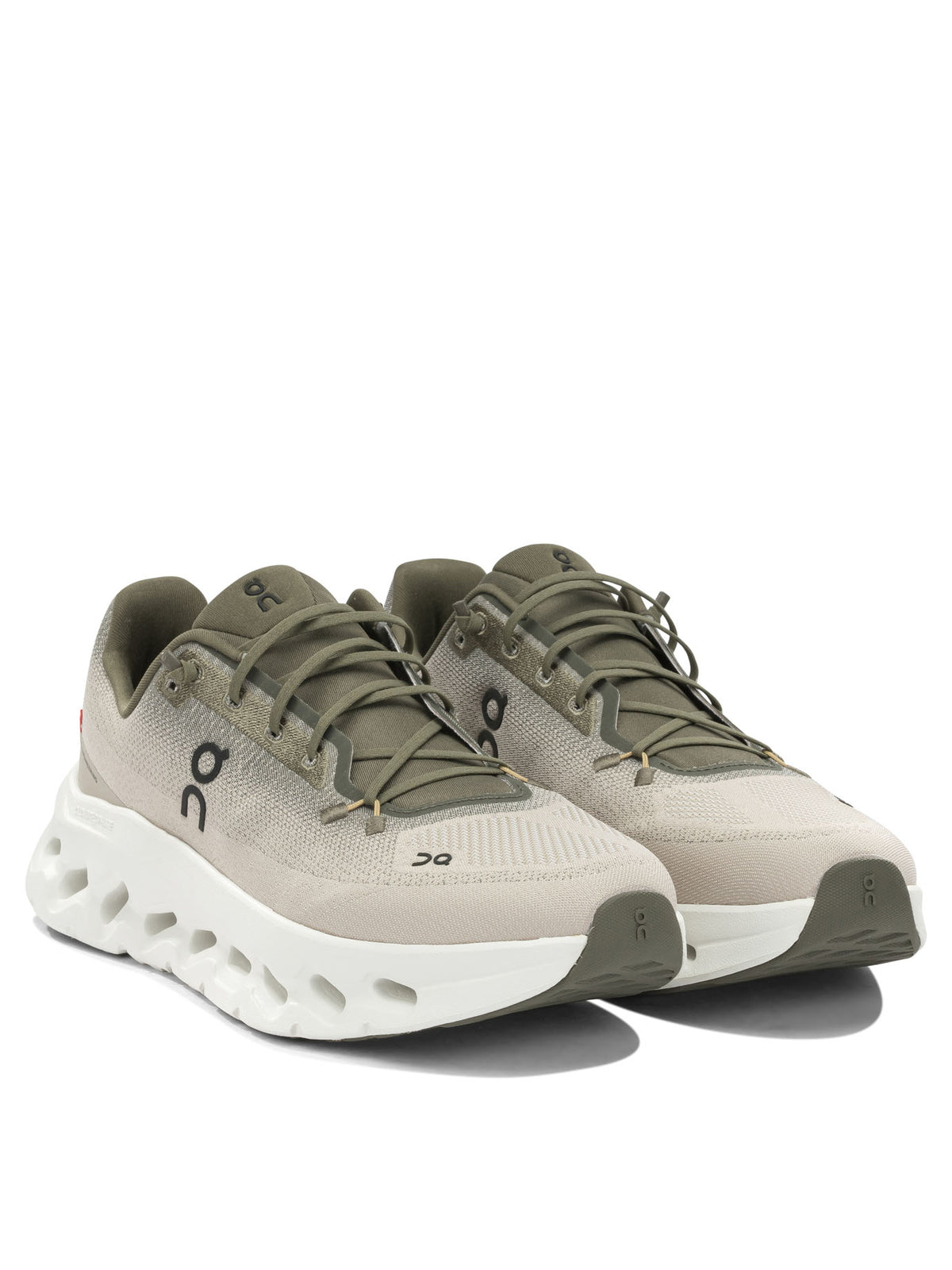 On Running Cloudtilt Low-Top Sneakers