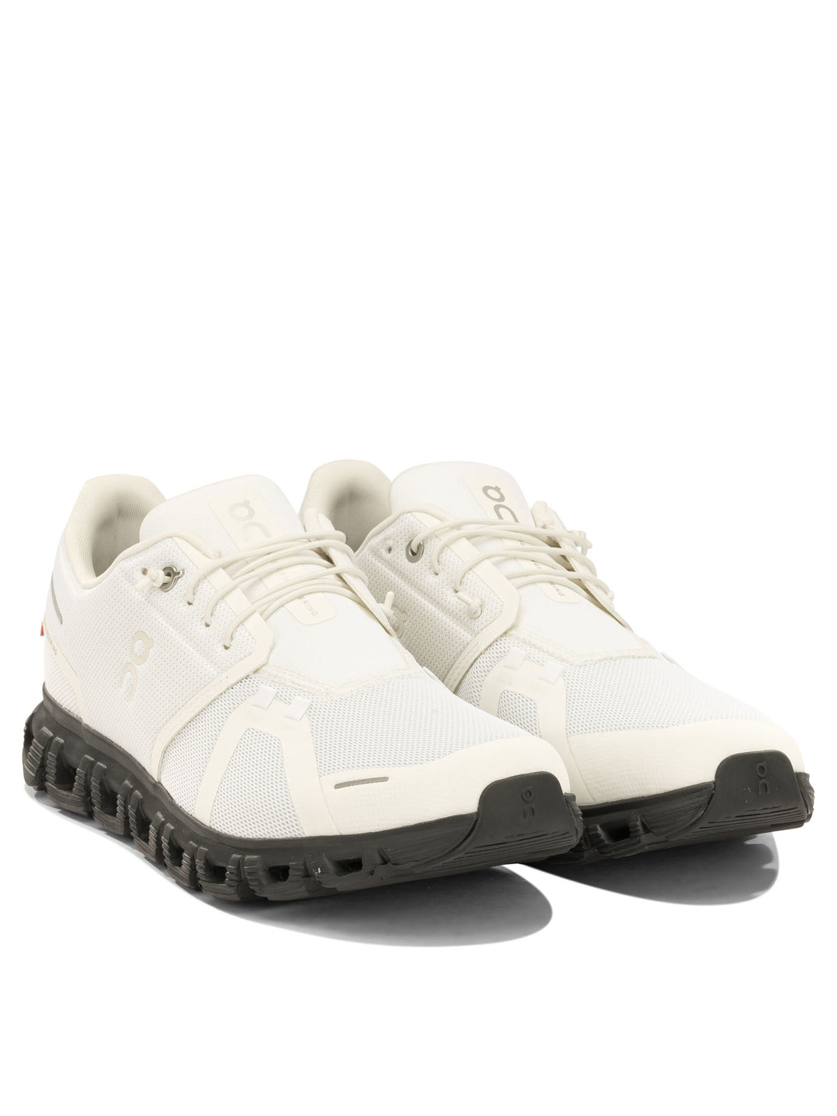 On Running Cloud 6 Low-Top Sneakers