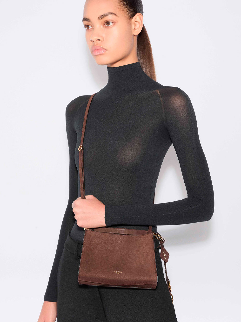 Alaïa Le Click Small Square Bag In Nubuck