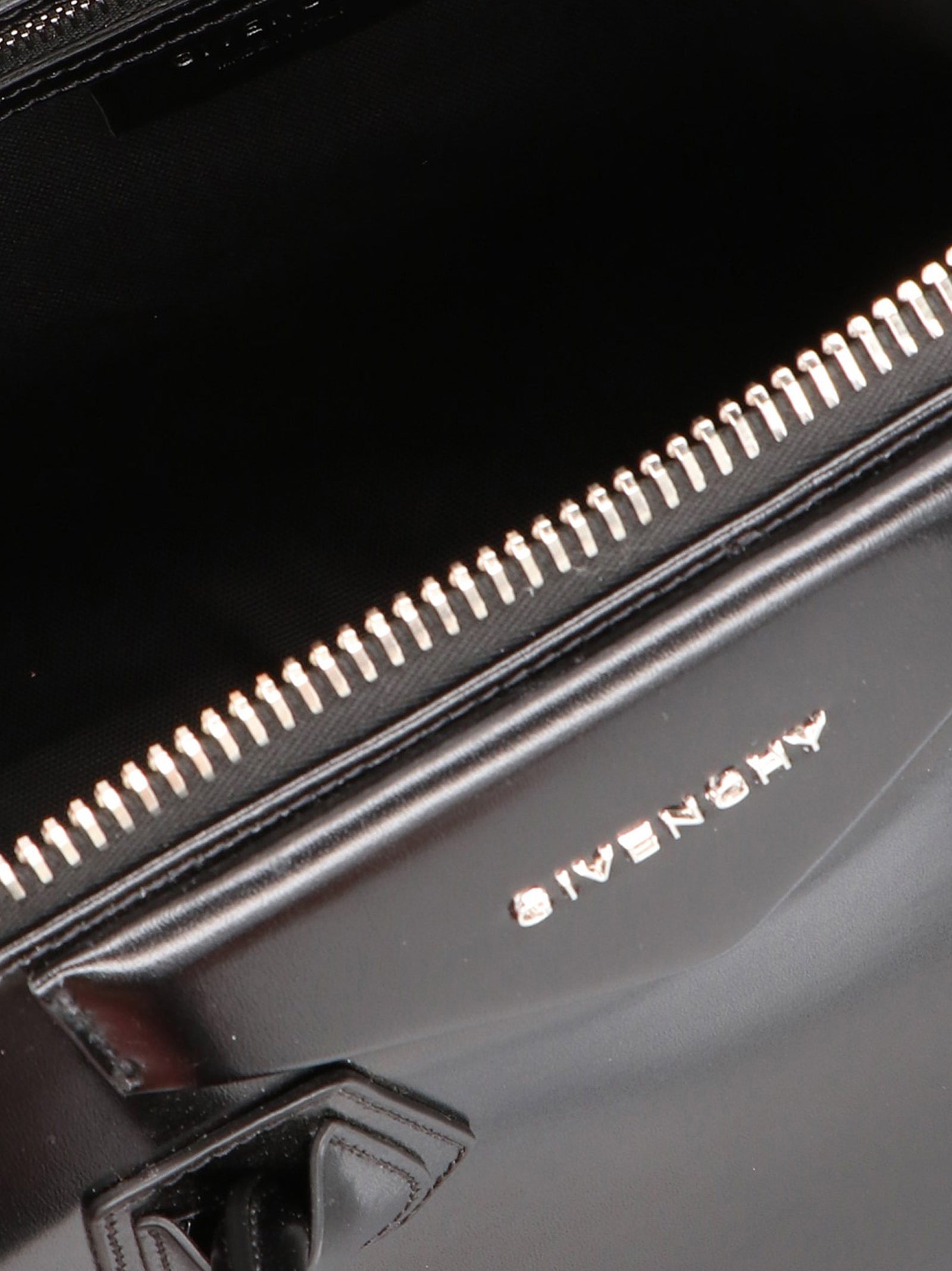 Givenchy 'Antigona' Small Handbag