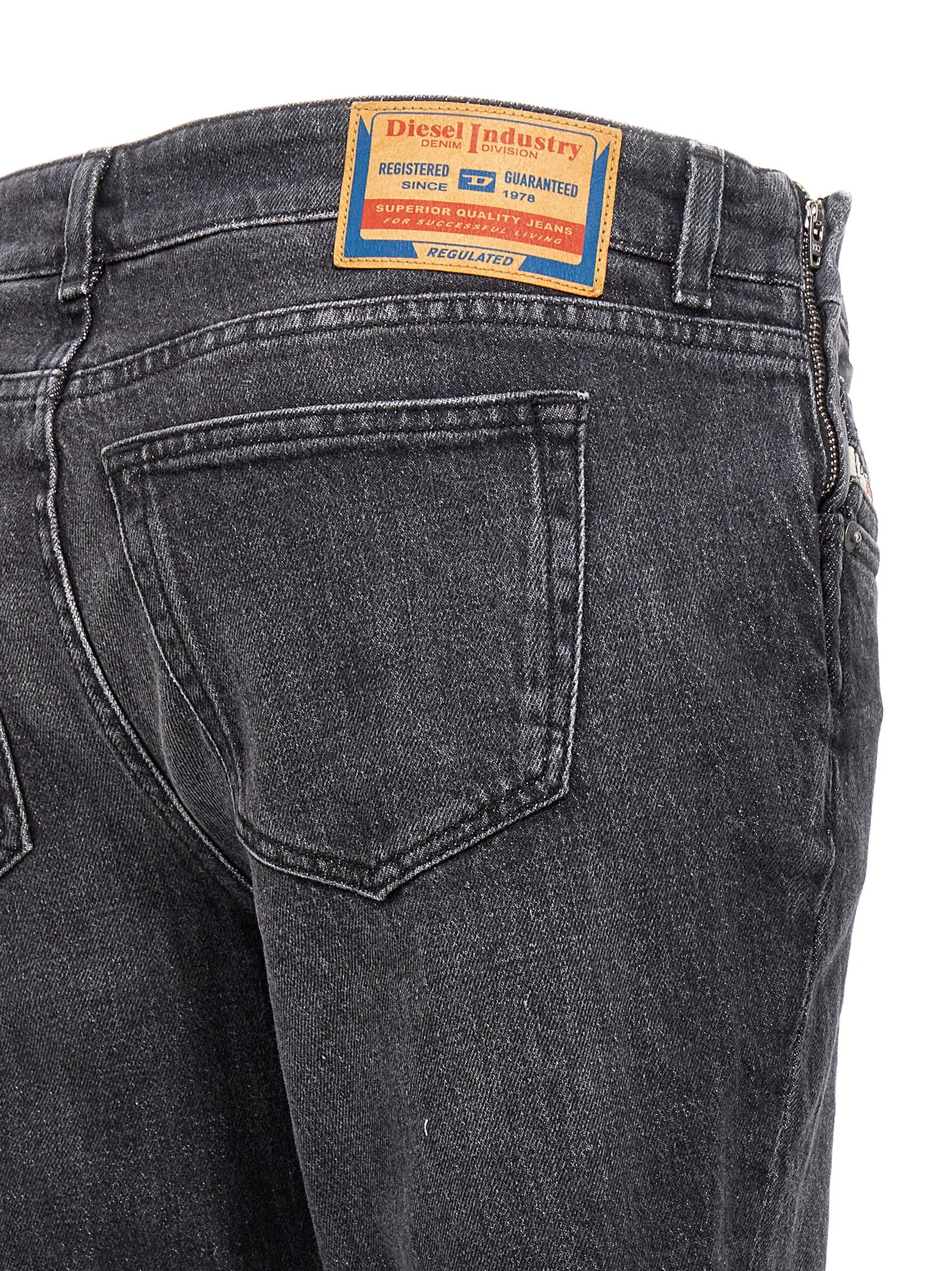 Diesel 1969 D-Ebbey Jeans