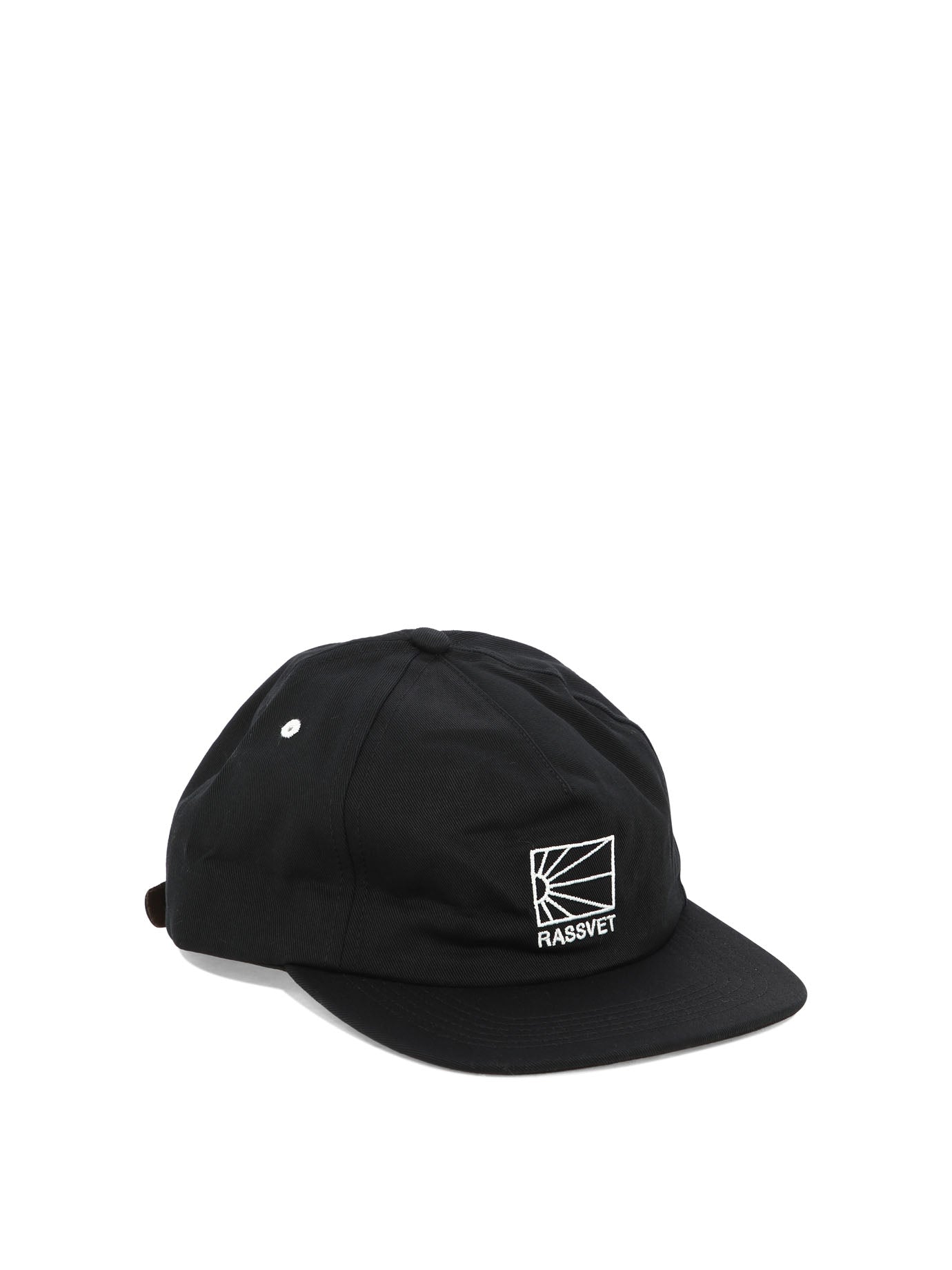 Paccbet Rassvet Cap