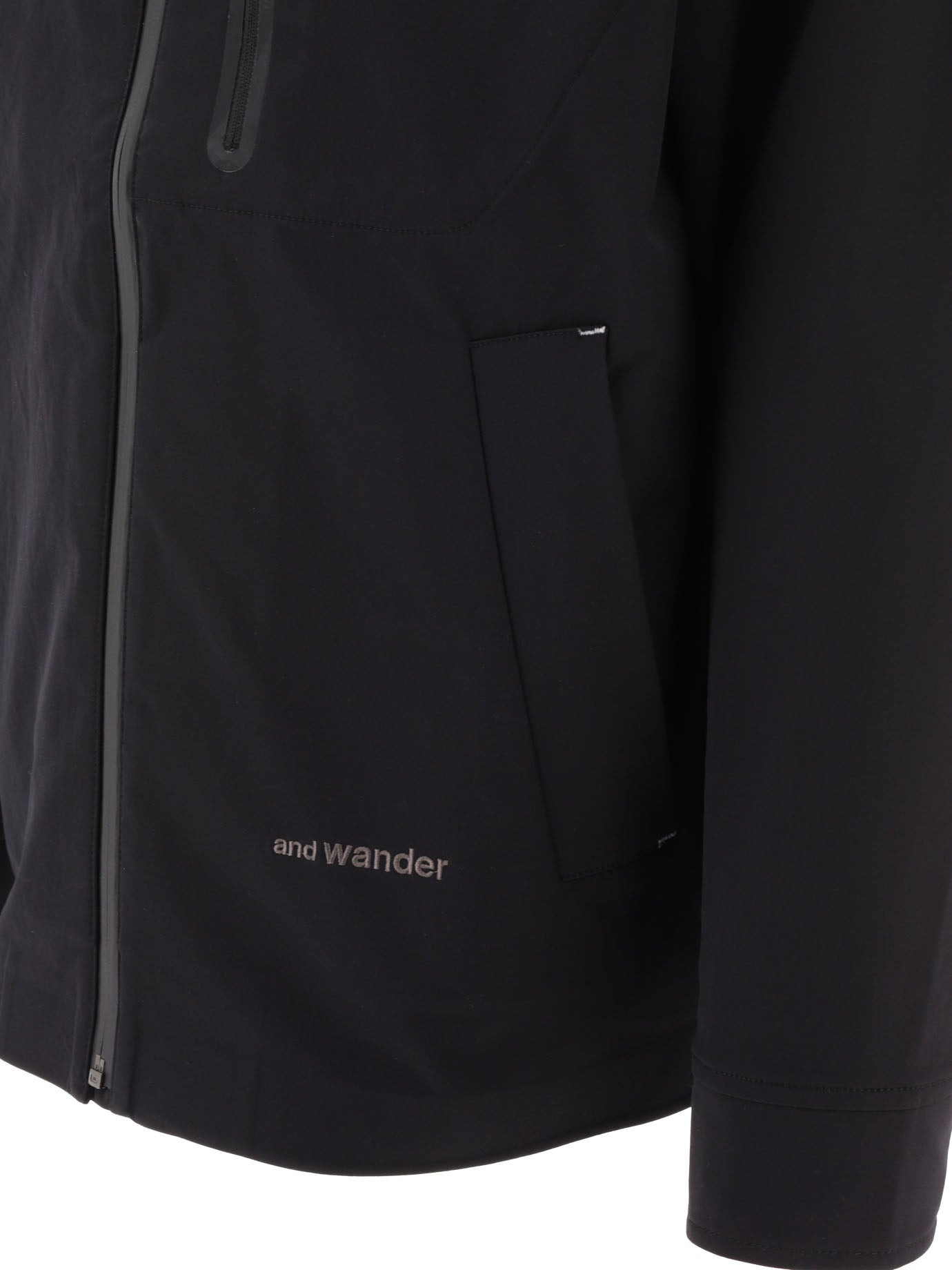 and Wander 69 Pe Matt Cloth Jacket