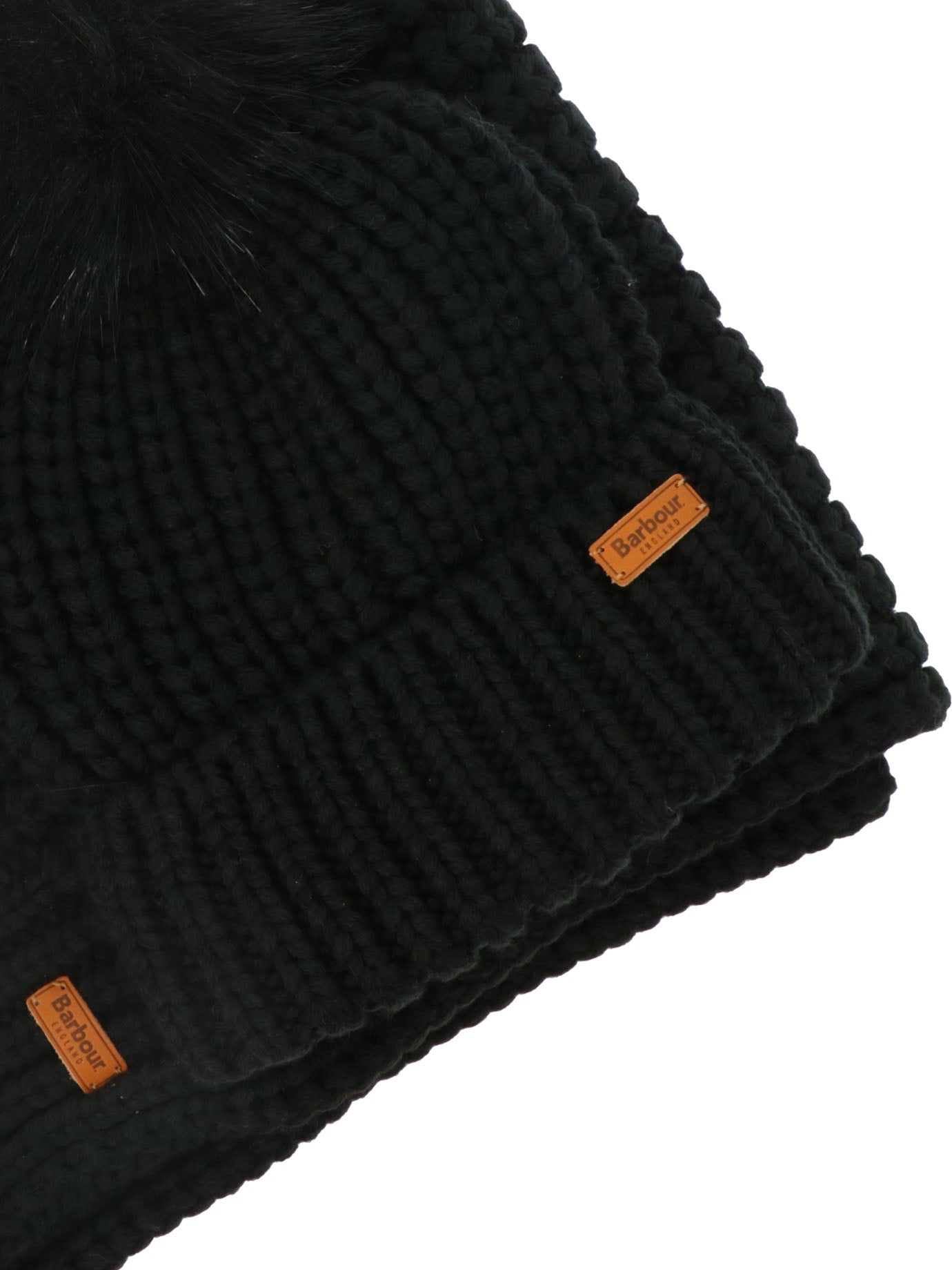 Barbour Saltburn Beanie And Scarf Set