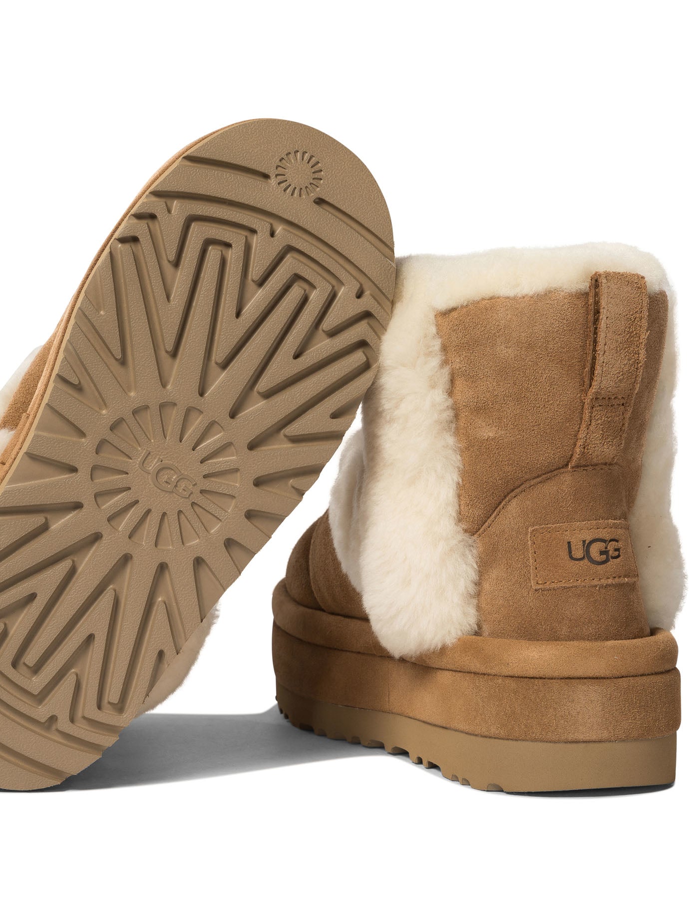 Ugg Chillapeak Ankle Boots