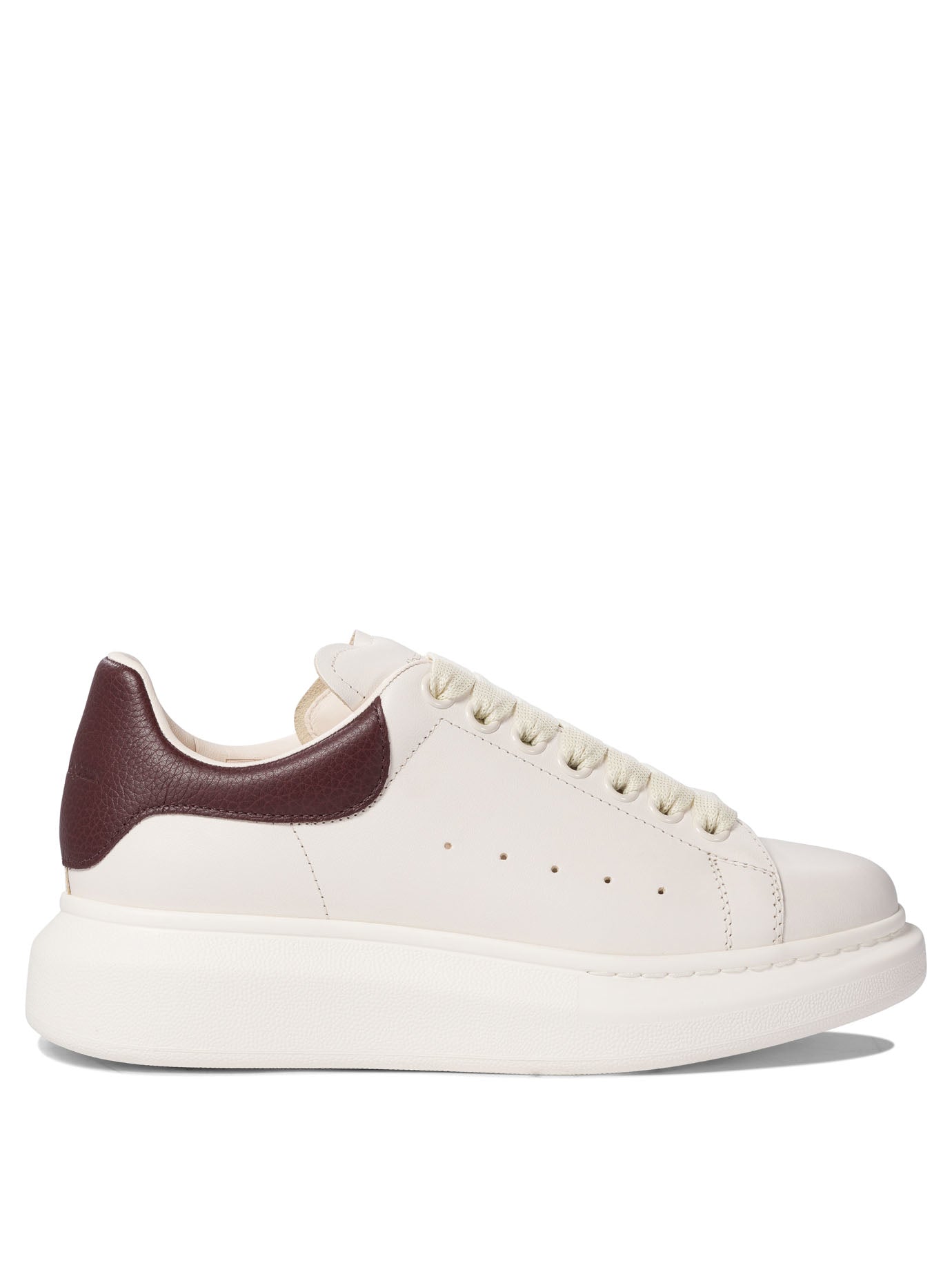 Alexander McQueen Sneakers & Slip-On