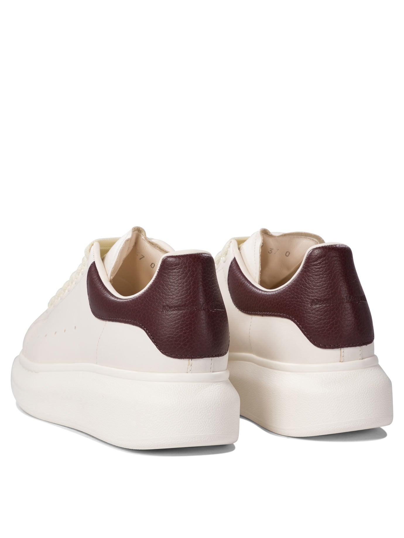 Alexander McQueen Sneakers & Slip-On