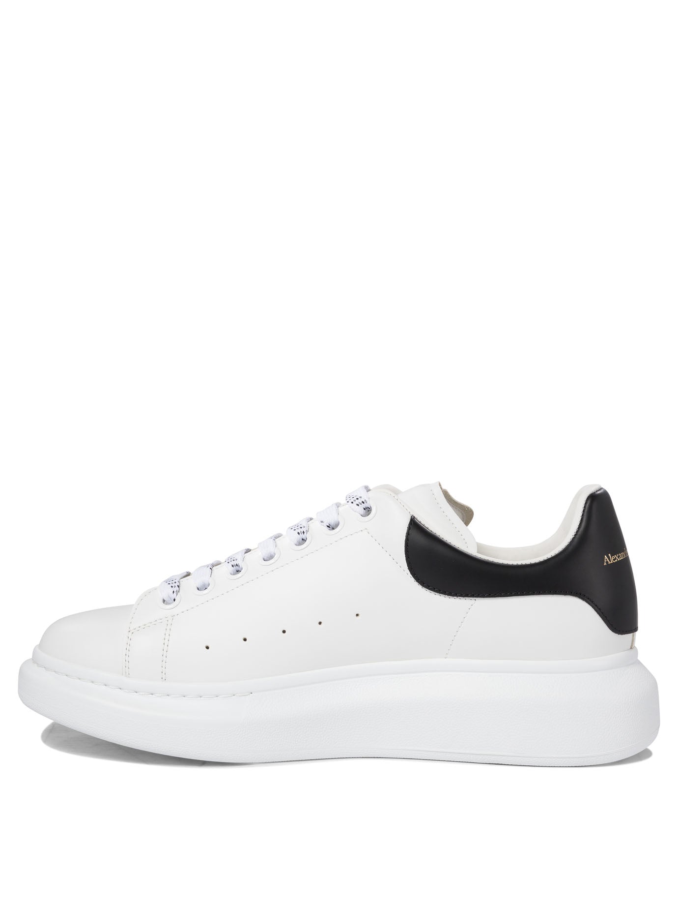 Alexander McQueen Sneakers & Slip-On