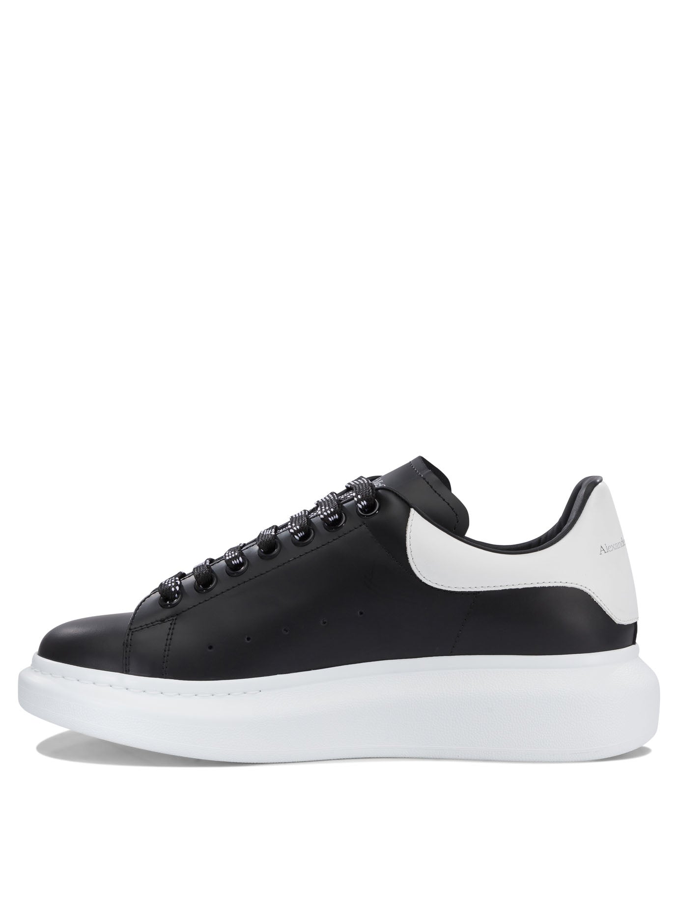 Alexander McQueen Sneakers & Slip-On