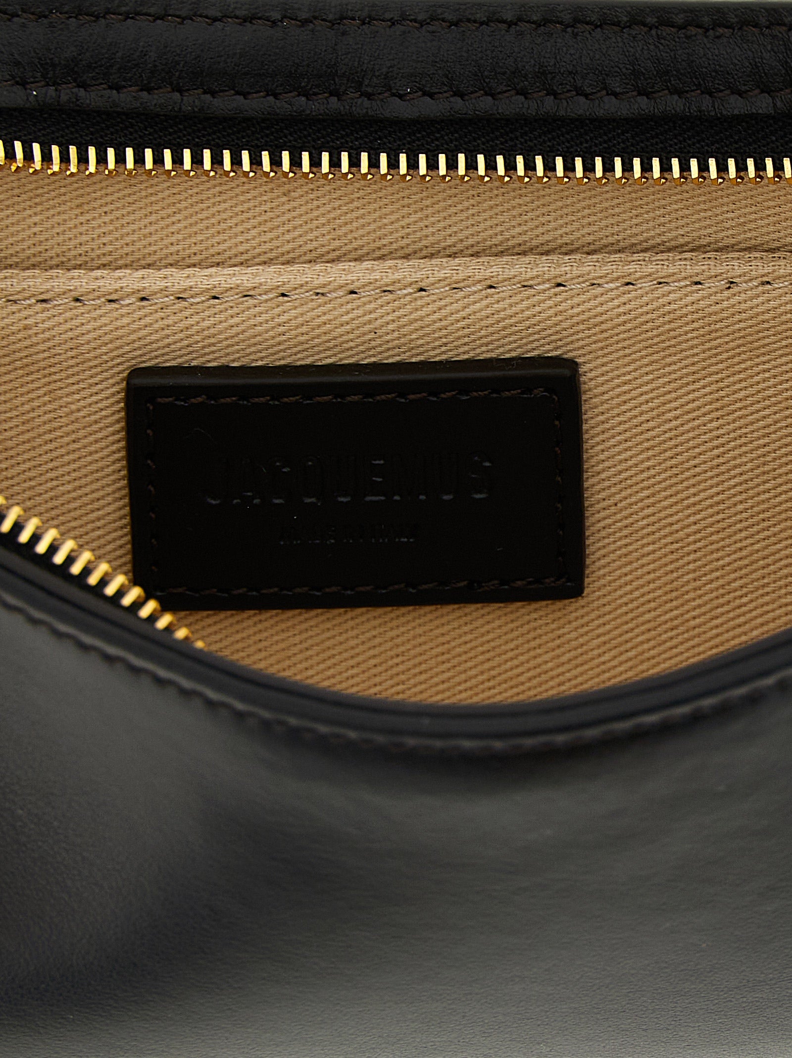 Jacquemus 'Le Bisou Perle' Shoulder Bag