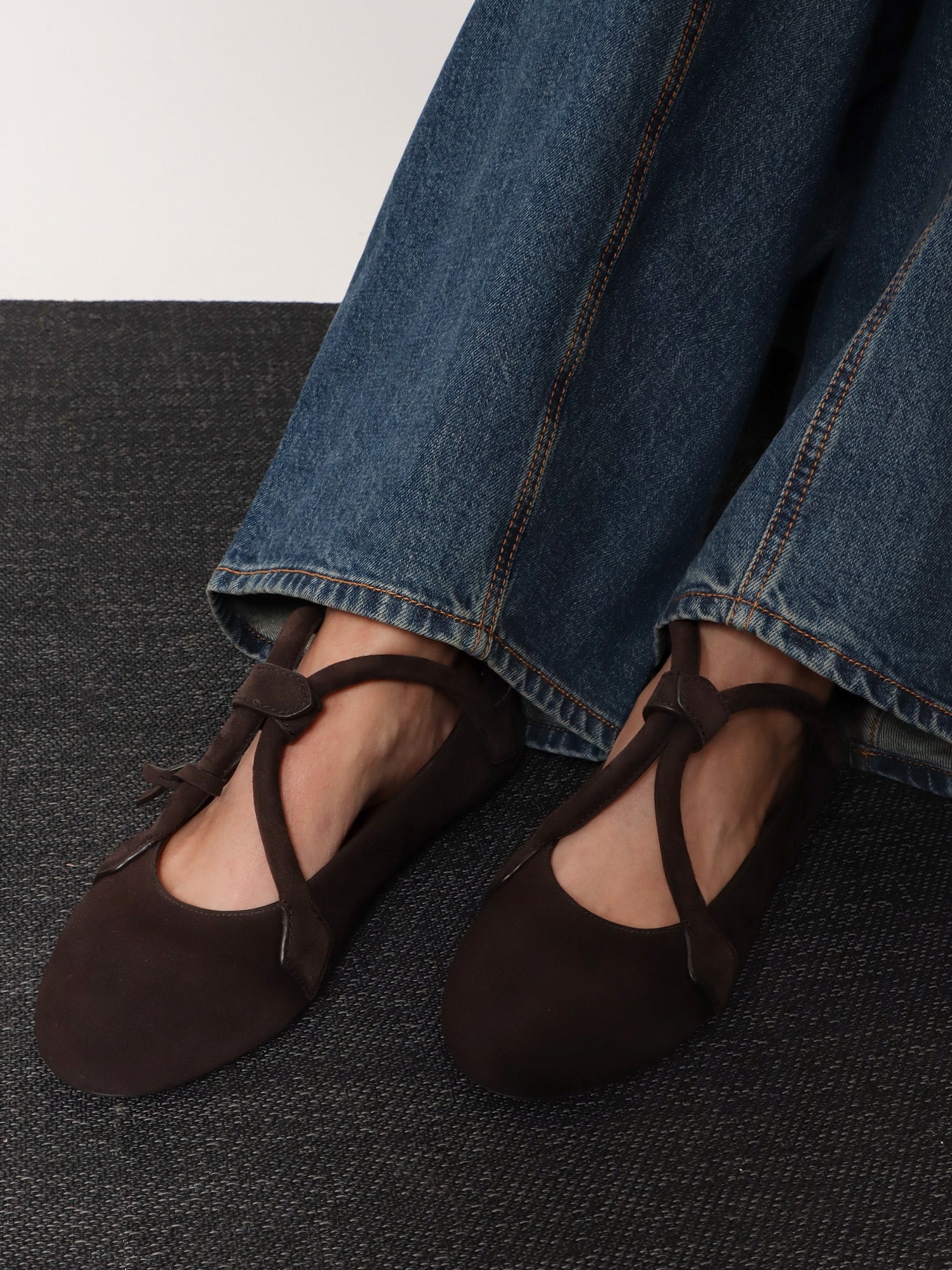 Alaïa Le Teckel Suede Ballet Flats