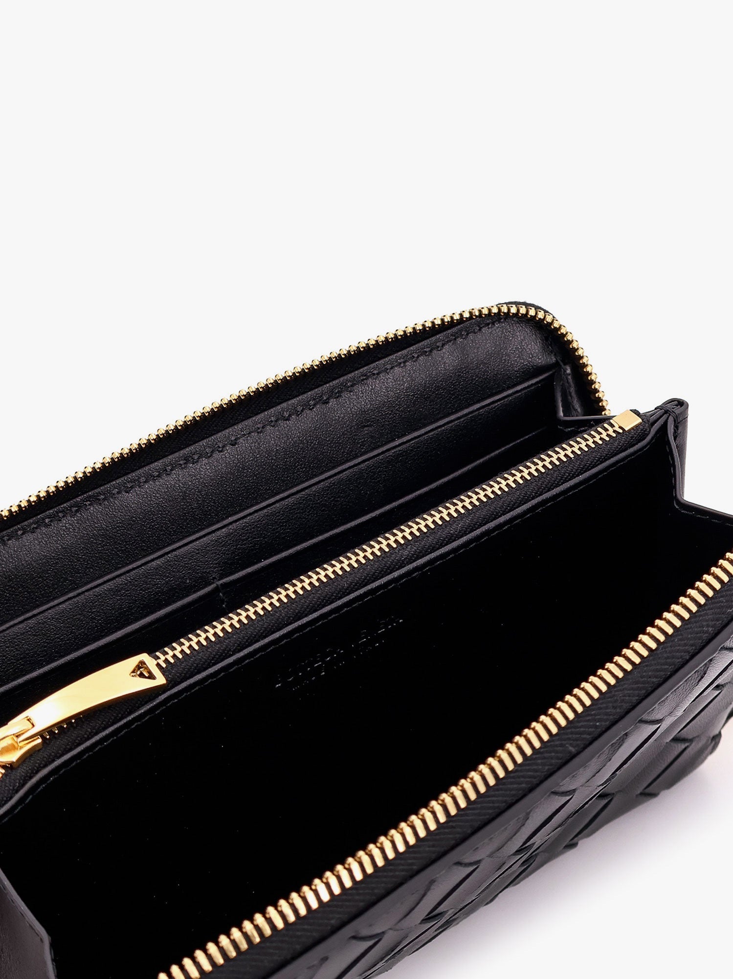 Bottega Veneta Leather Wallet With Intrecciato Motif