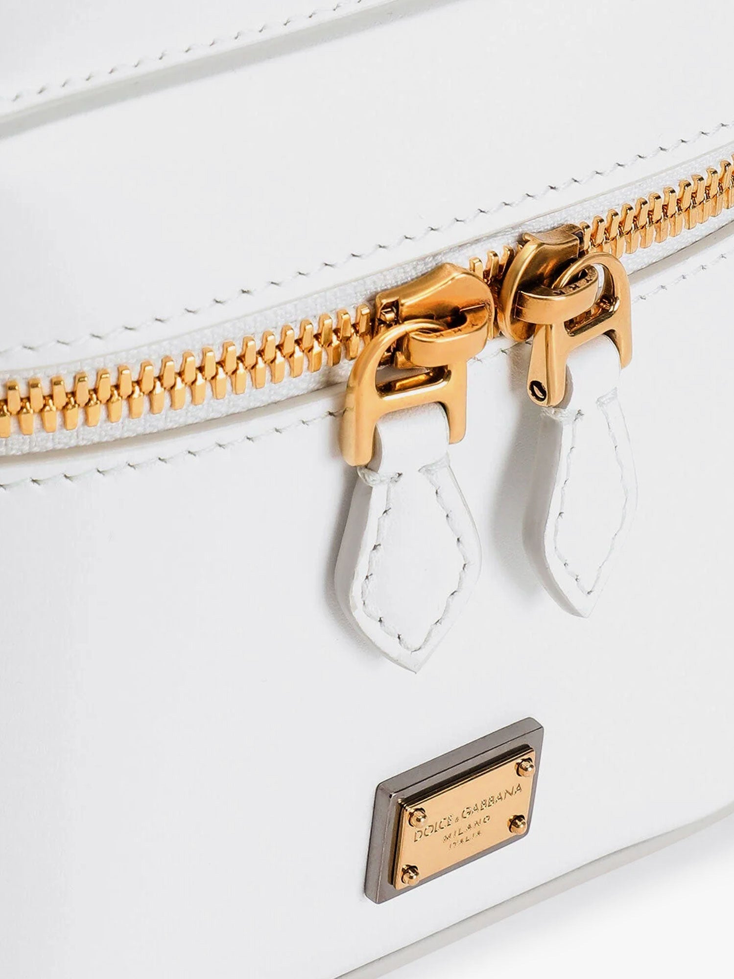 Dolce & Gabbana Sicily Leather Handbag With Iconic Logo Plate