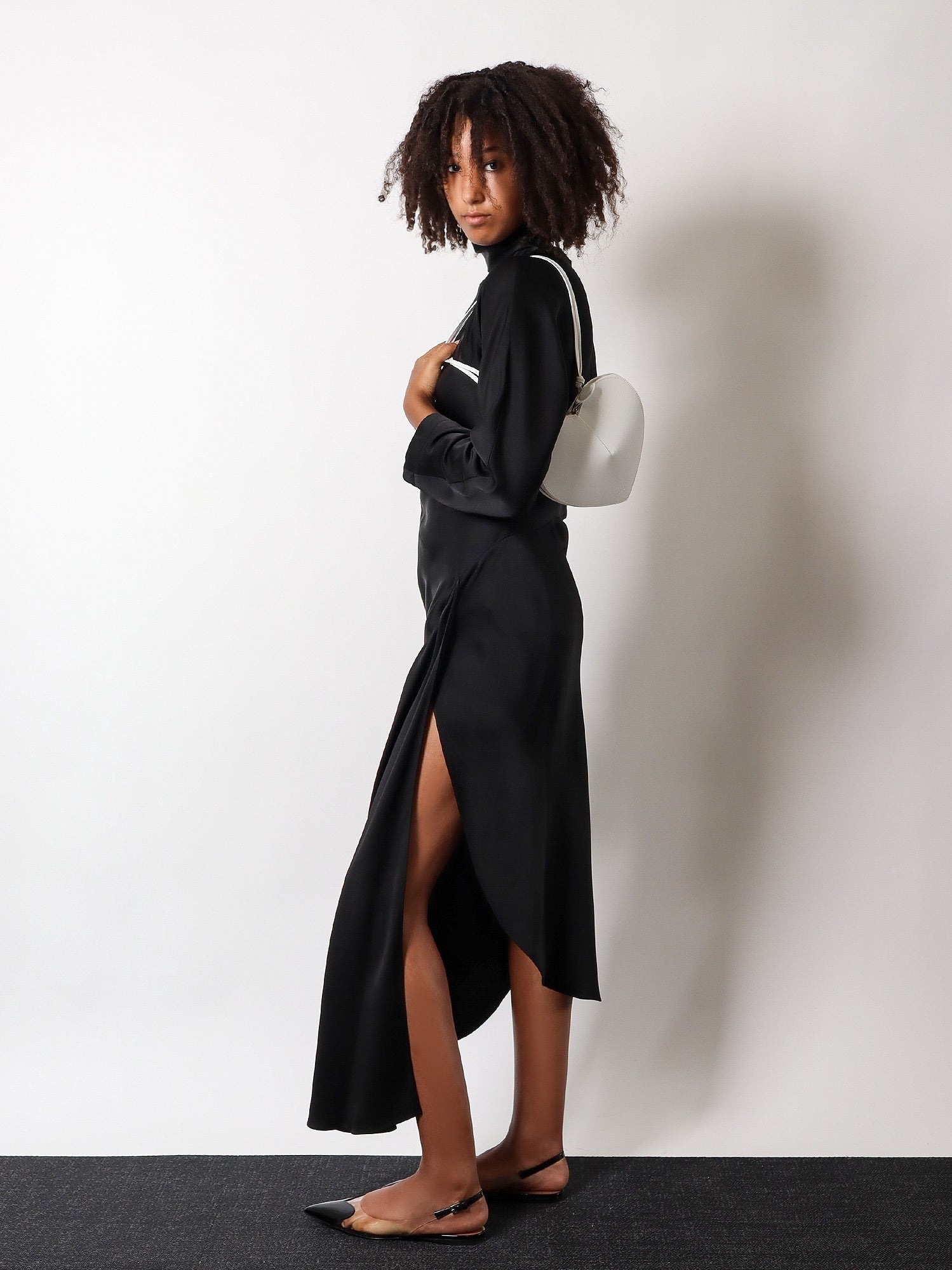 Alaïa Le Coeur Leather Crossbody Bag