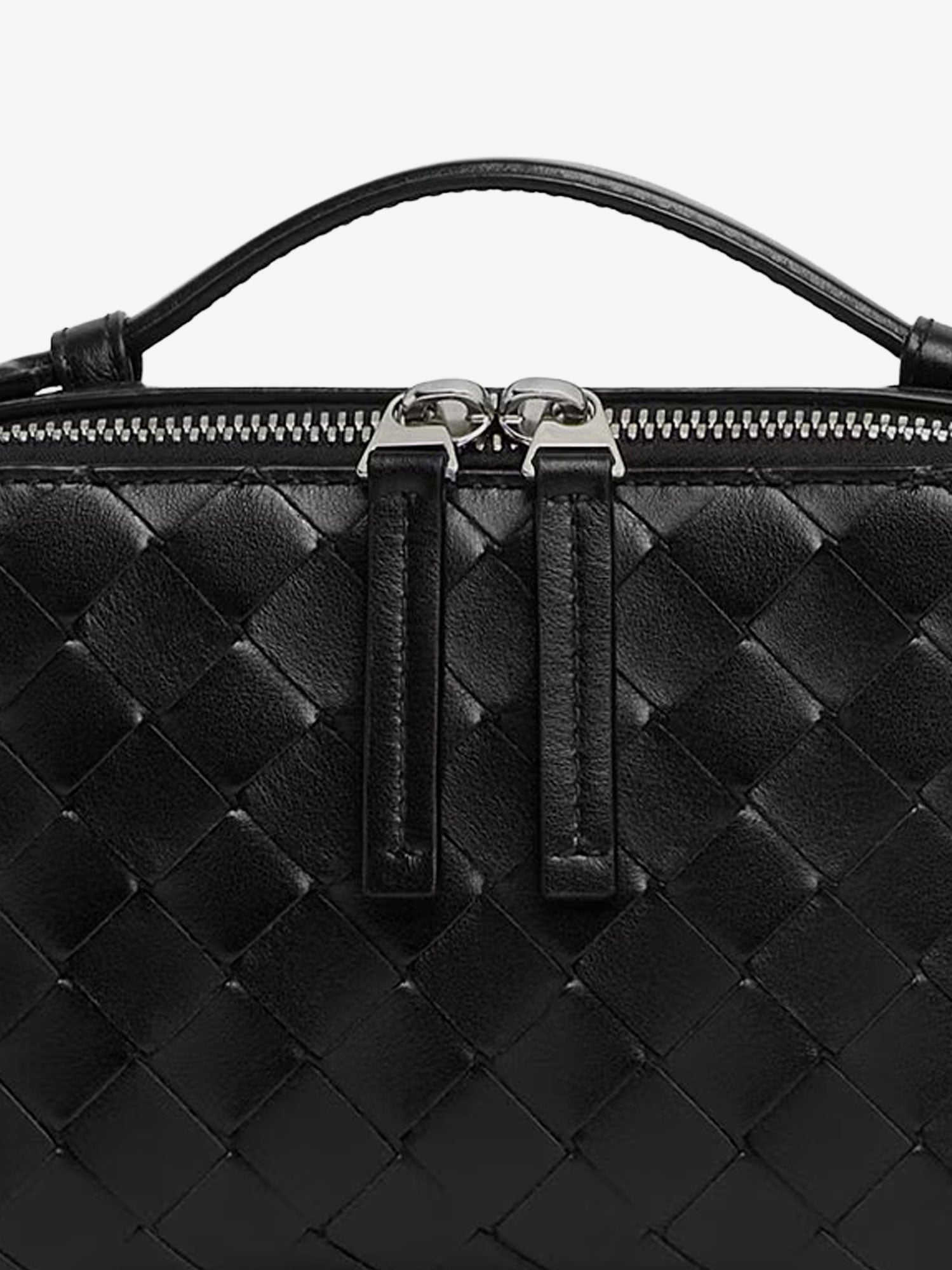 Bottega Veneta Leather Clutch Bag With Intrecciato Motif