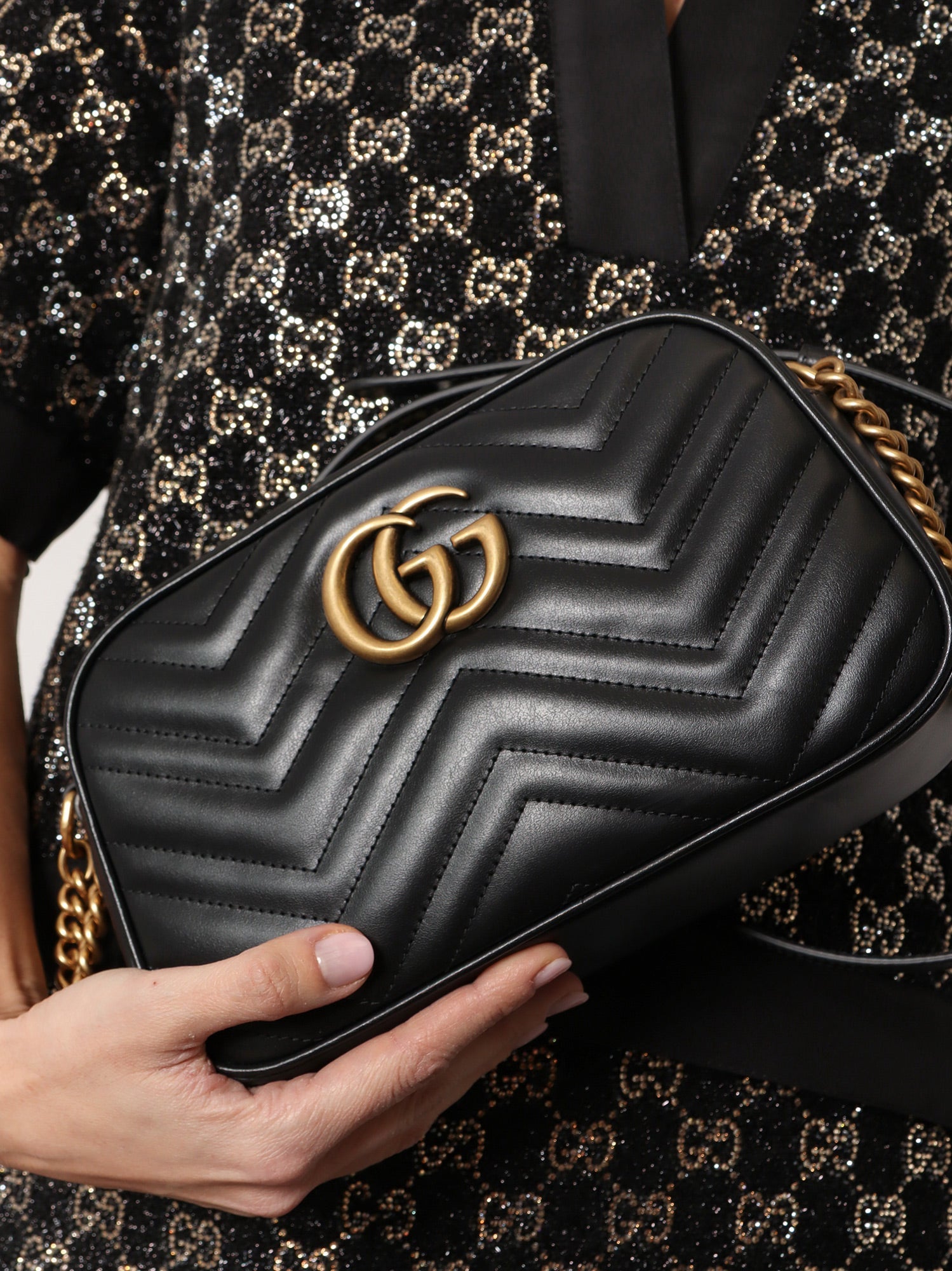 Gucci Matelassé Leather Camera Bag Crossbody Bag