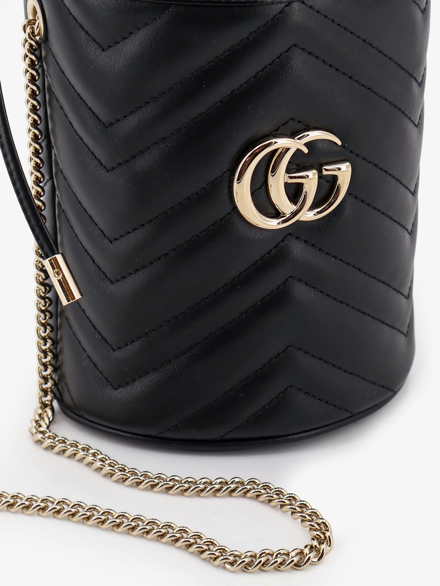 Gucci Gg Marmont Matelassé Leather Bucket Bag