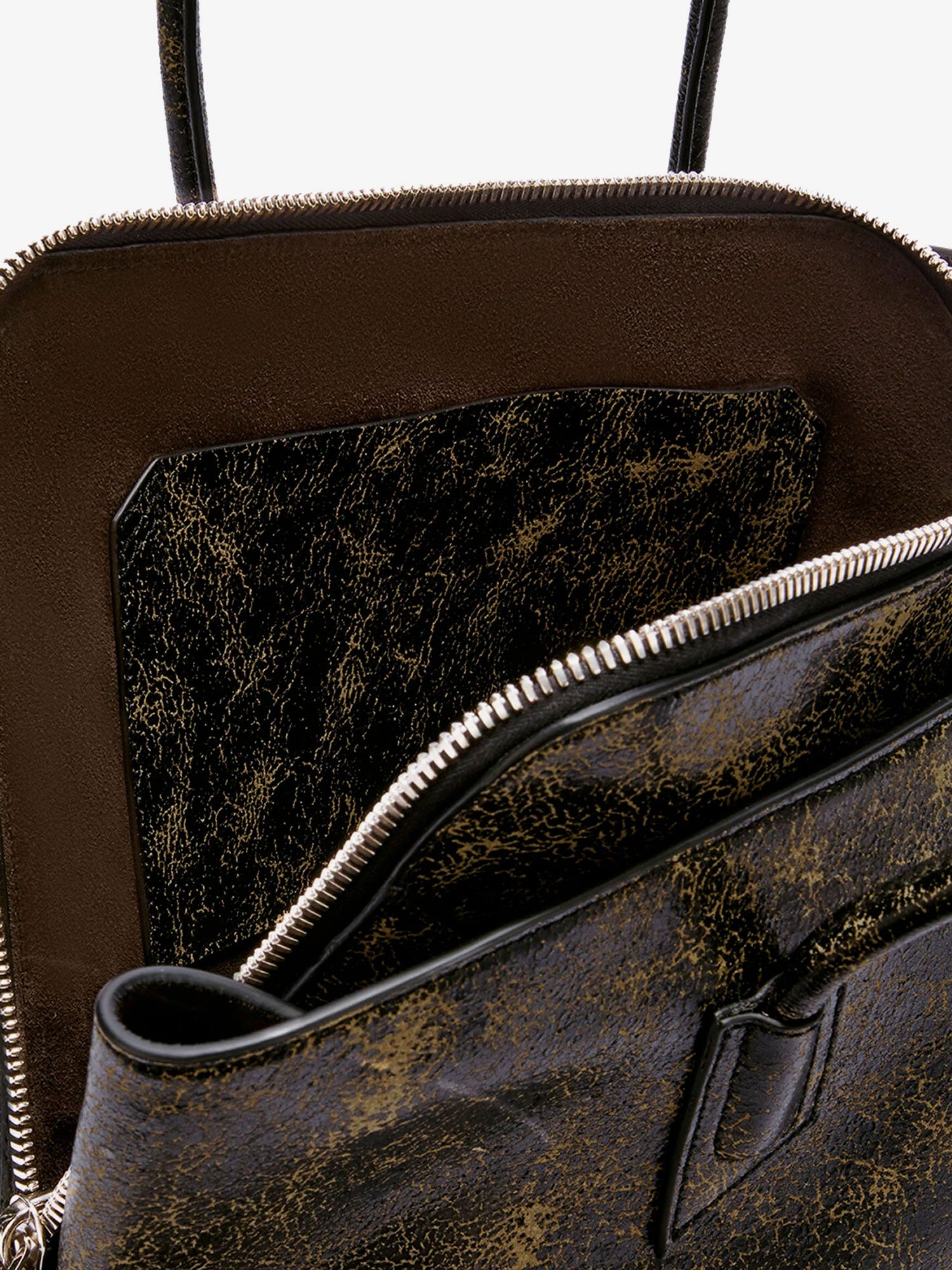 The Attico La Passeggiata Leather Shoulder Bag