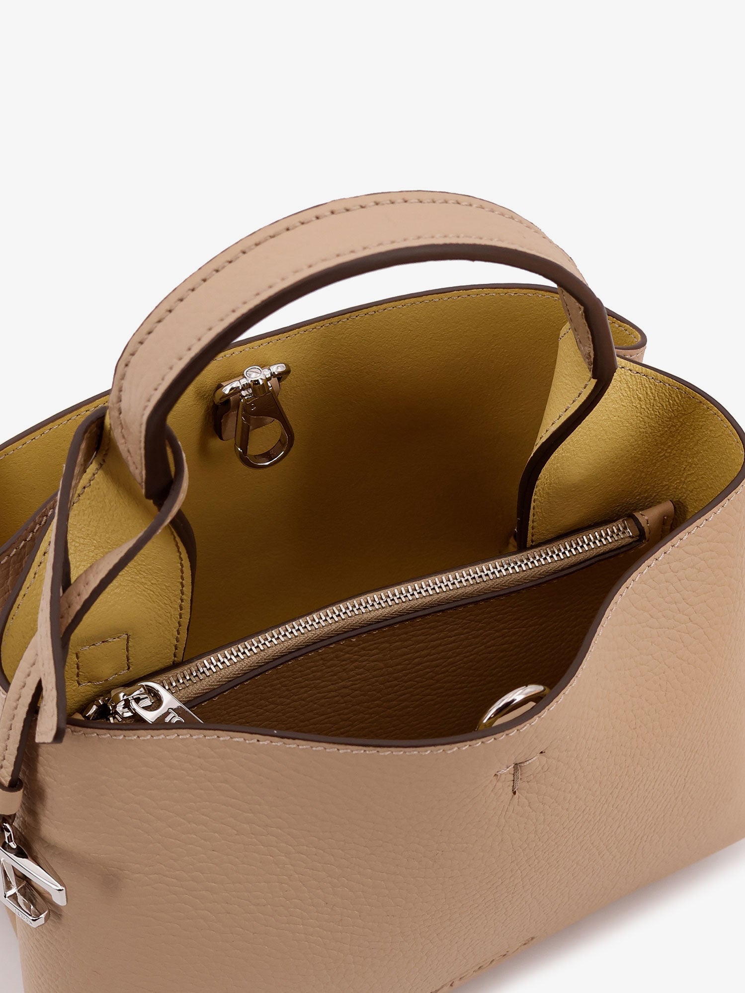 Tod's Leather Shoulder Bag With Metal T-timeless Logo