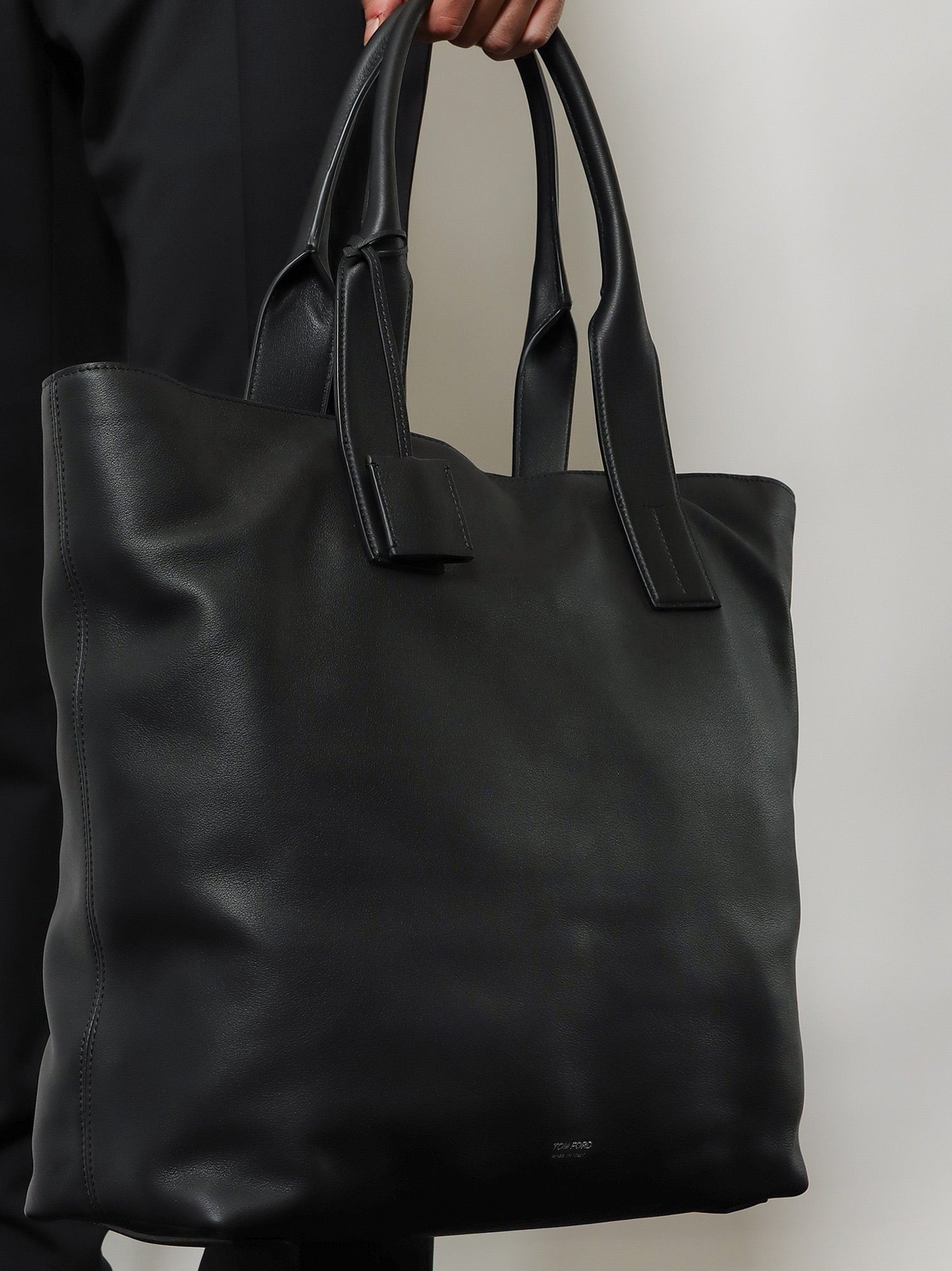 Tom Ford Leather Shopping Bag With Logo Lettering On The Bottom