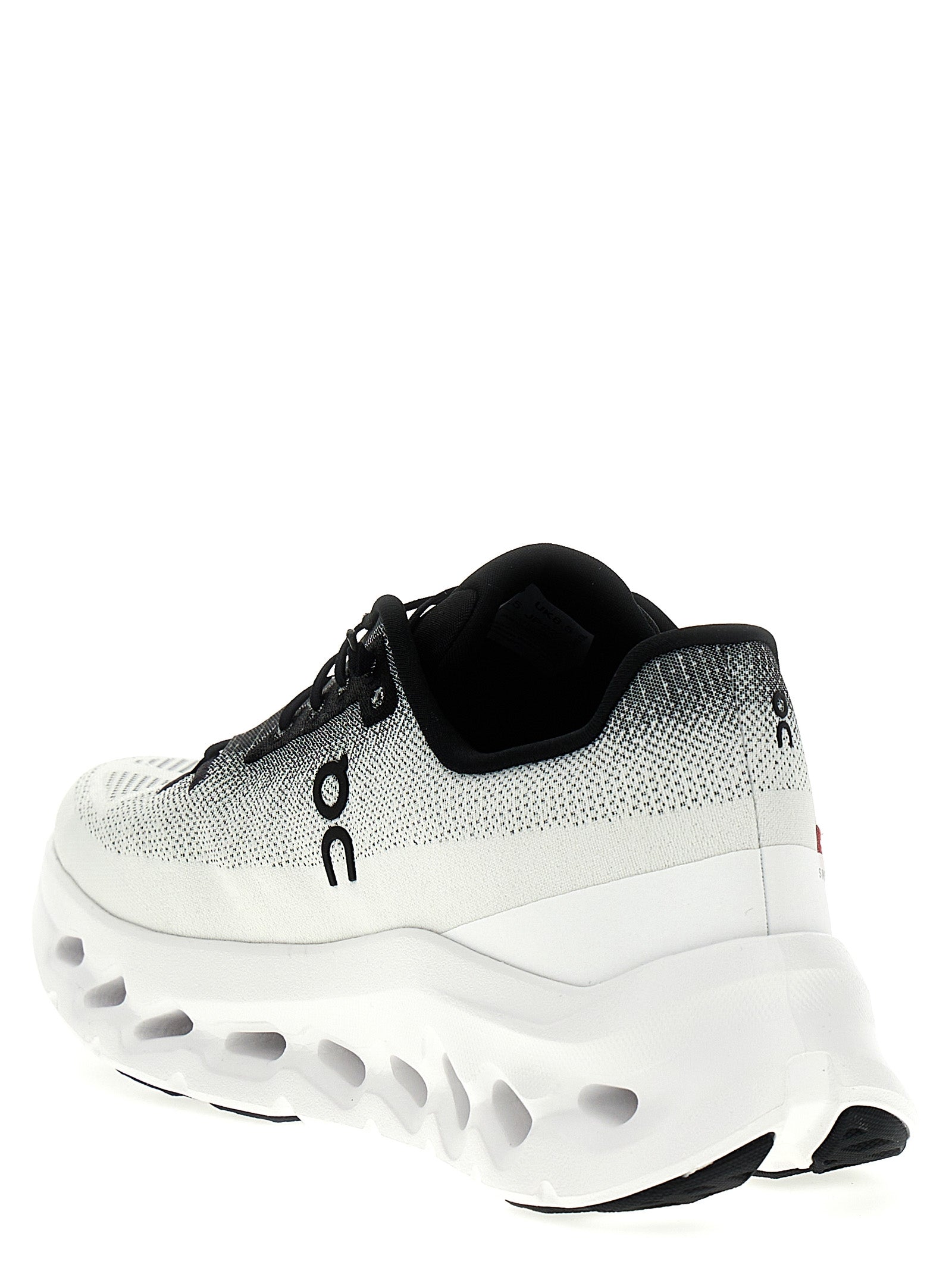 On 'Cloudtilt' Sneakers