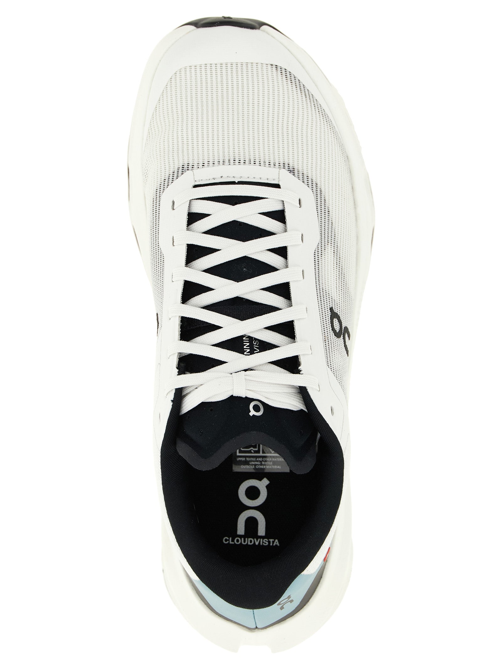 On 'Cloudvista 3' Sneakers