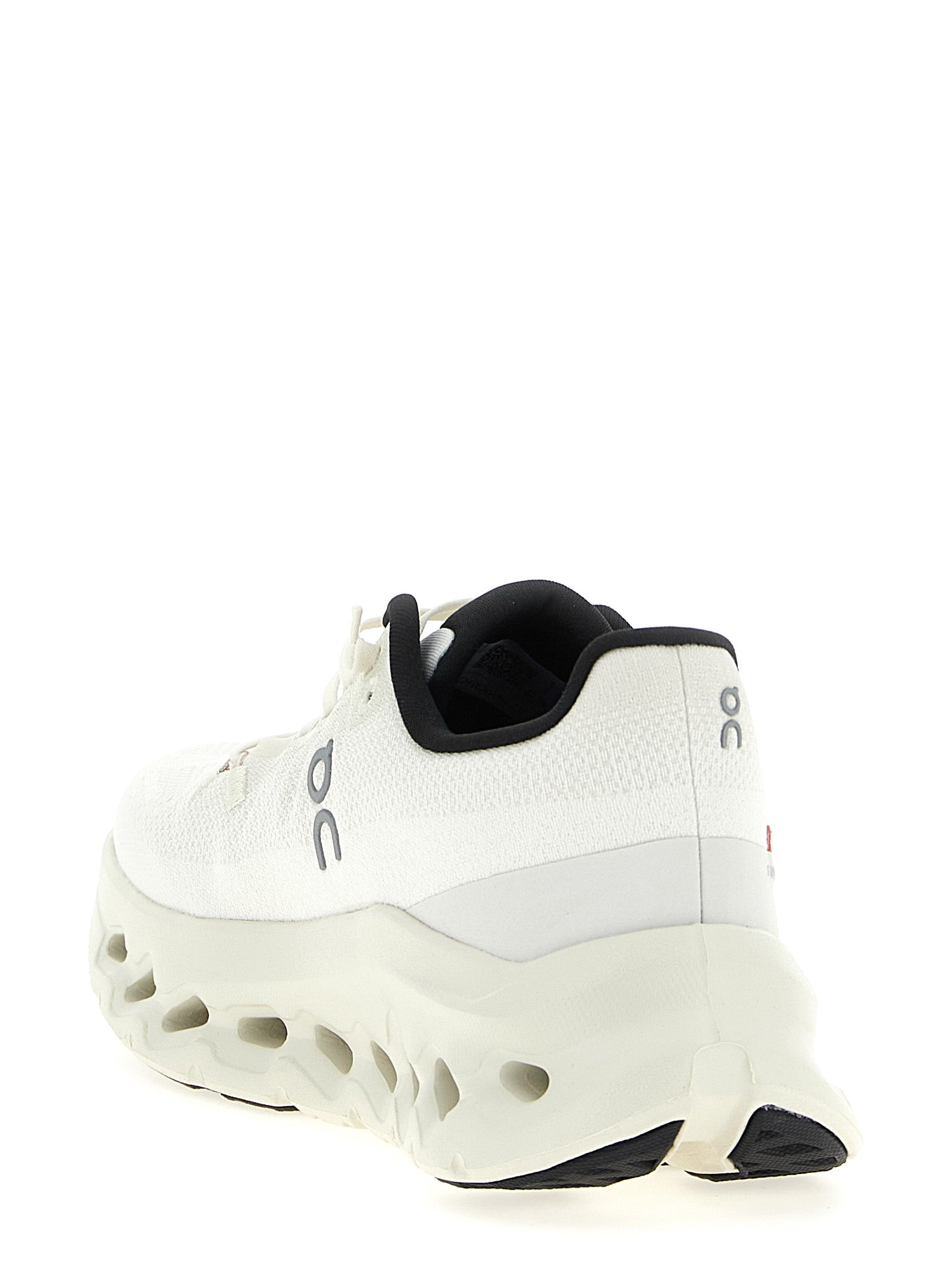 On 'Cloudtilt' Sneakers