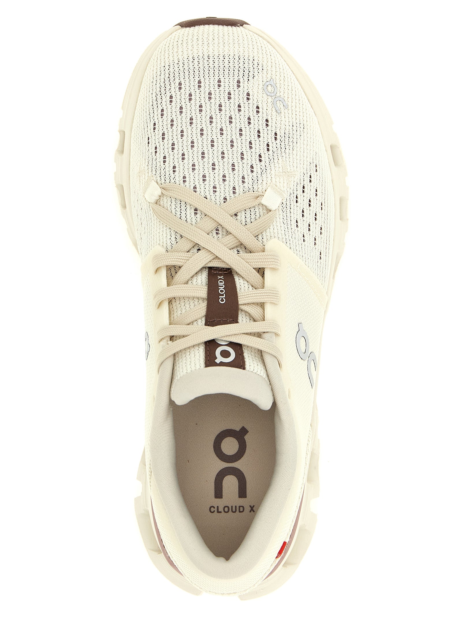 On 'Cloud X 4' Sneakers