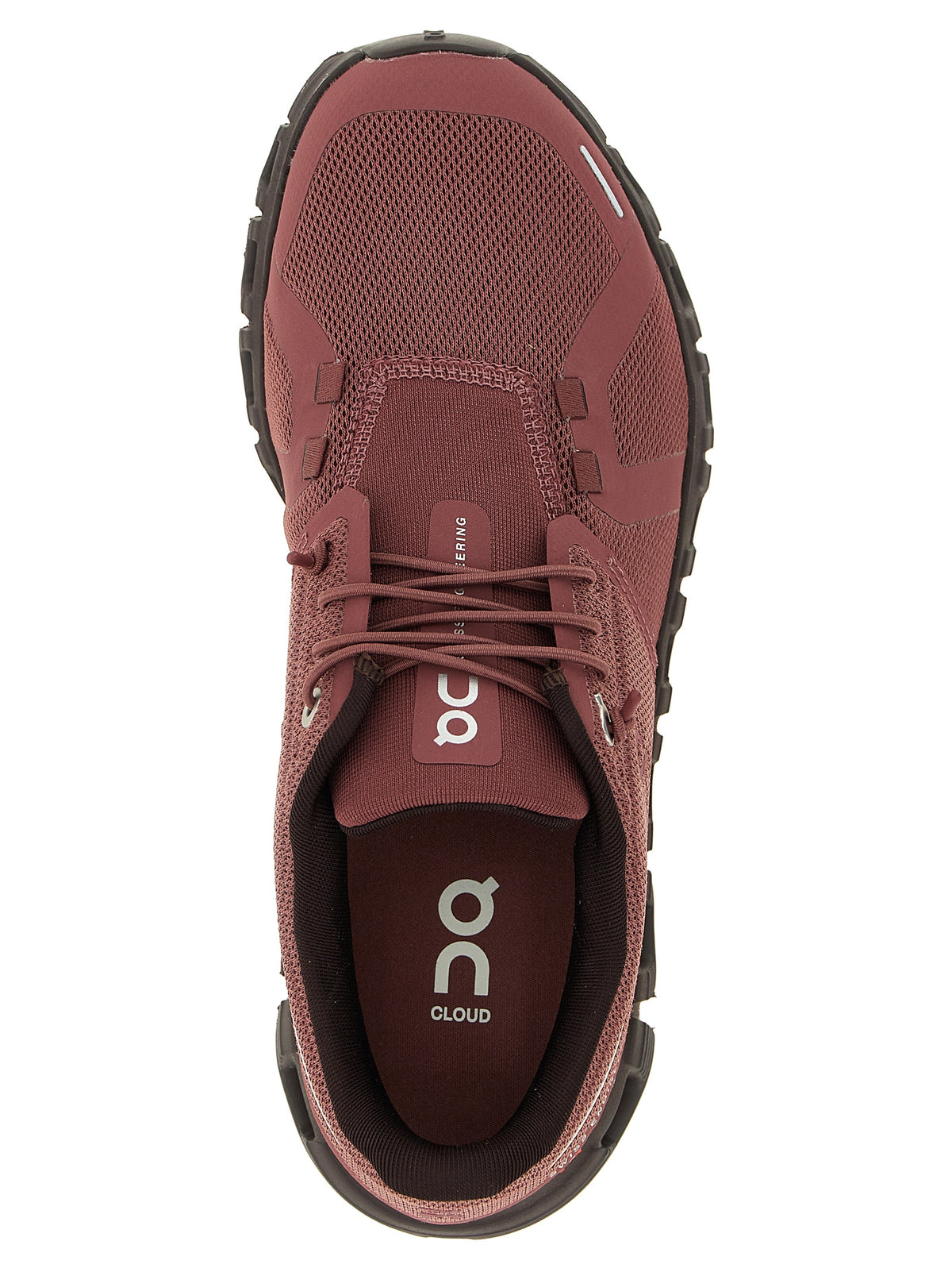 On 'Cloud 6' Sneakers