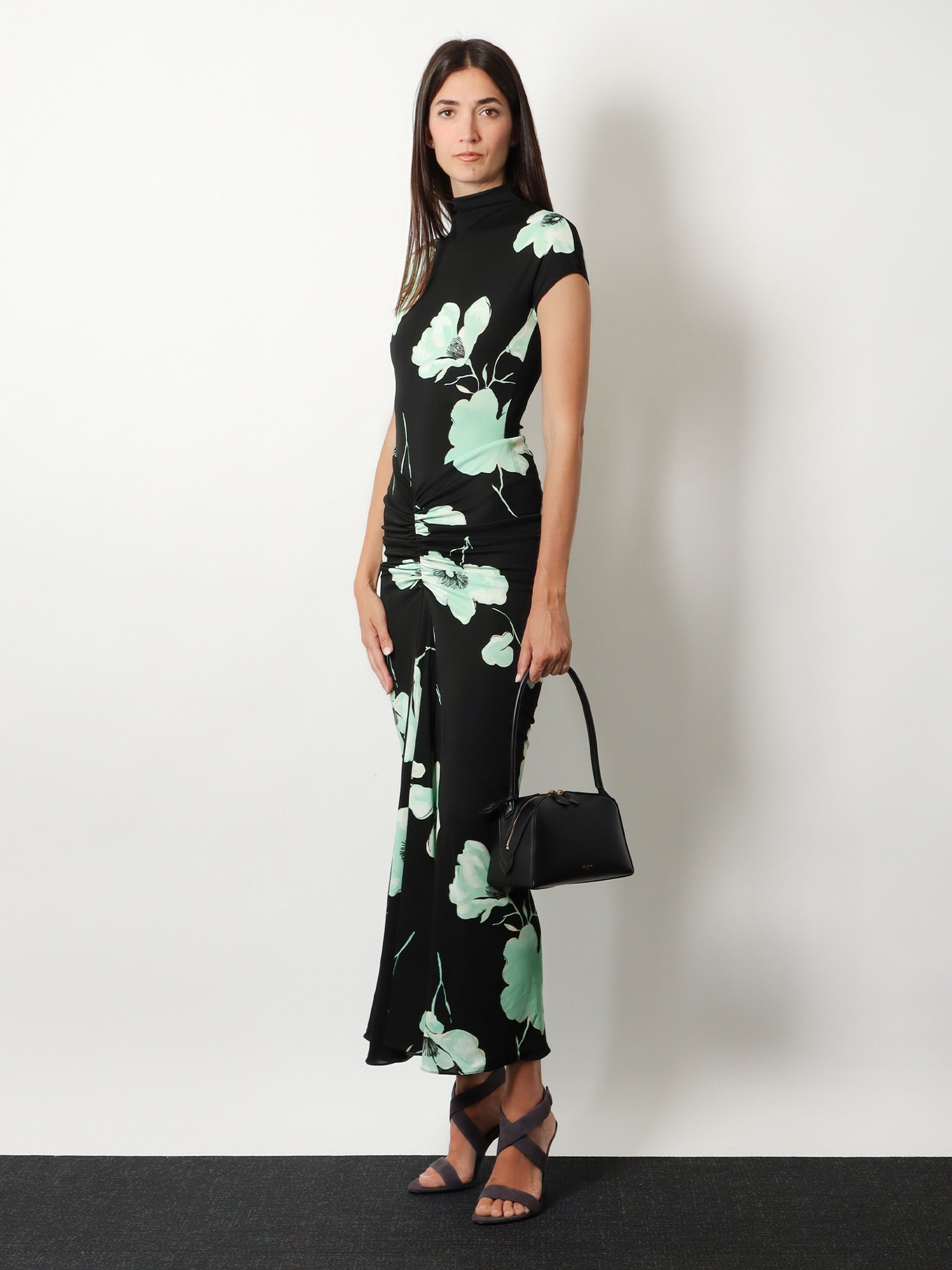 Alaïa Le Teckel Leather Shoulder Bag