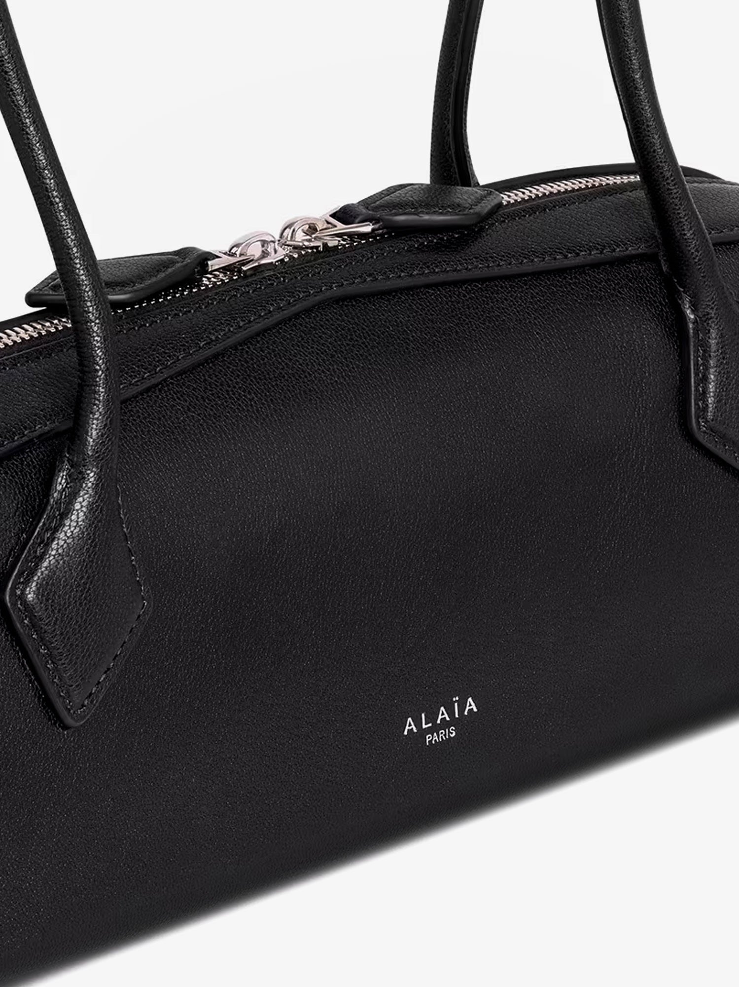 Alaïa Le Teckel Medium Leather Shoulder Bag