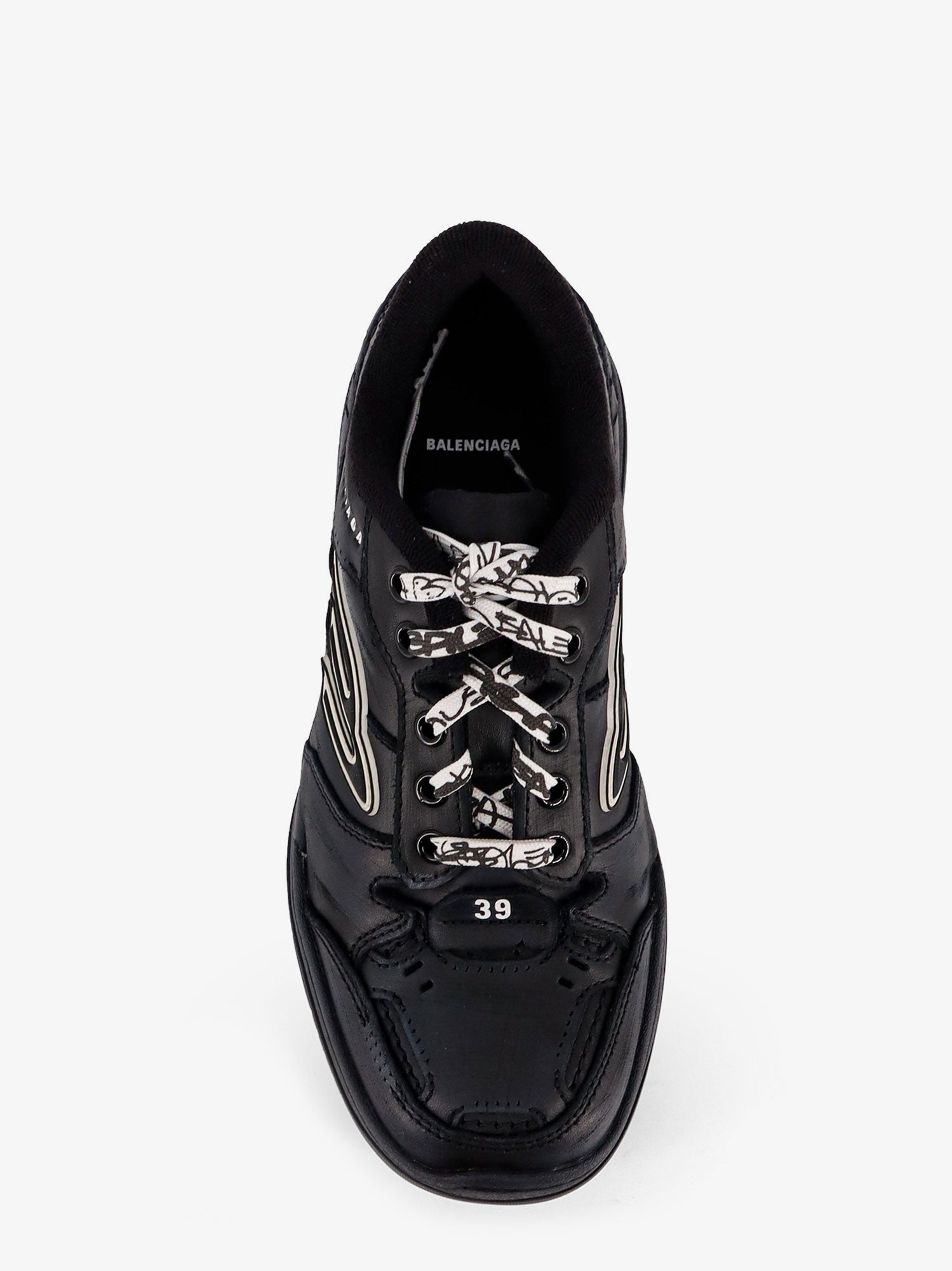 Balenciaga Hamptons Worn-out Low-top Leather Sneakers