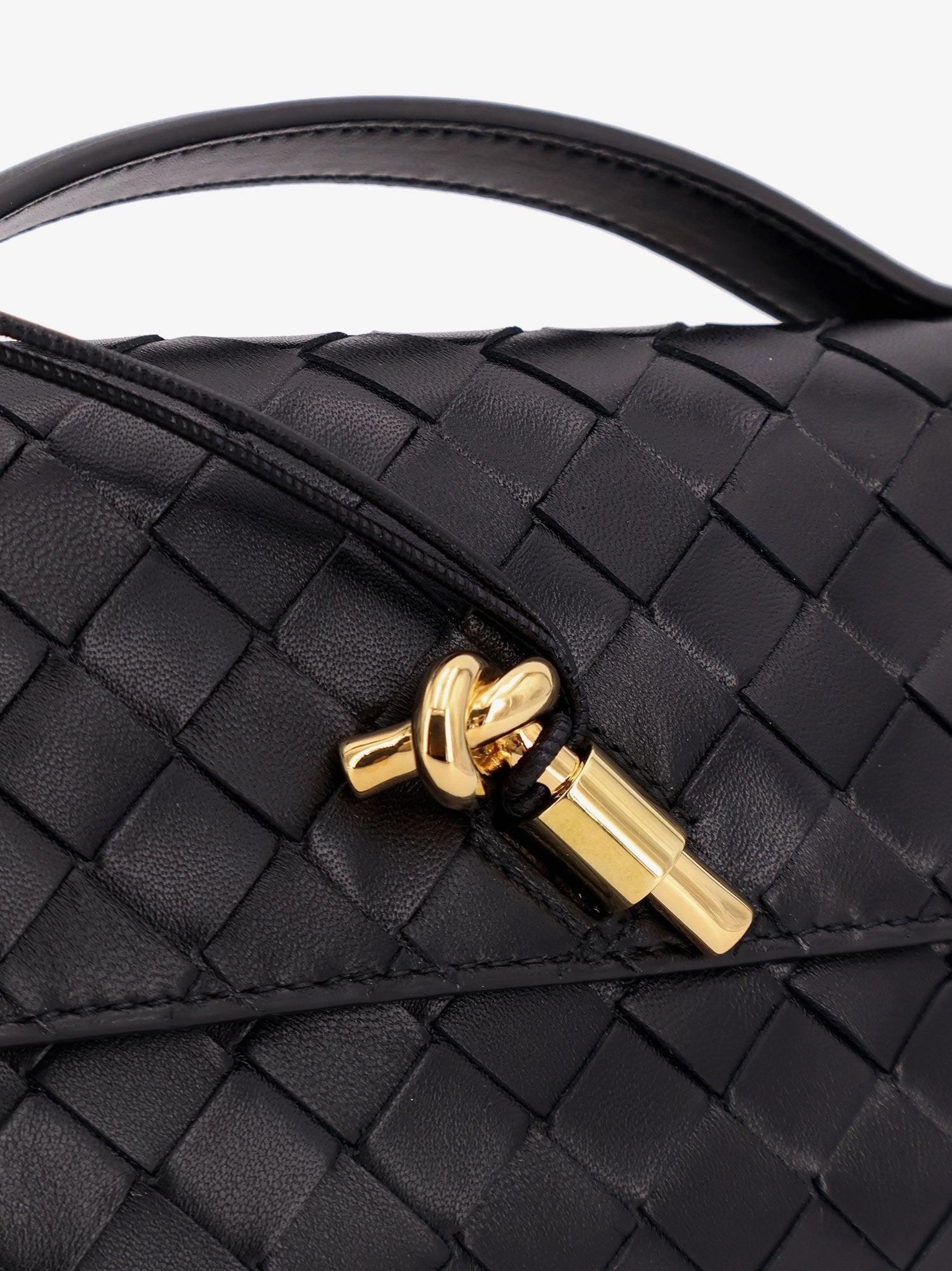 Bottega Veneta Andiamo Leather Clutch With Intrecciato Pattern