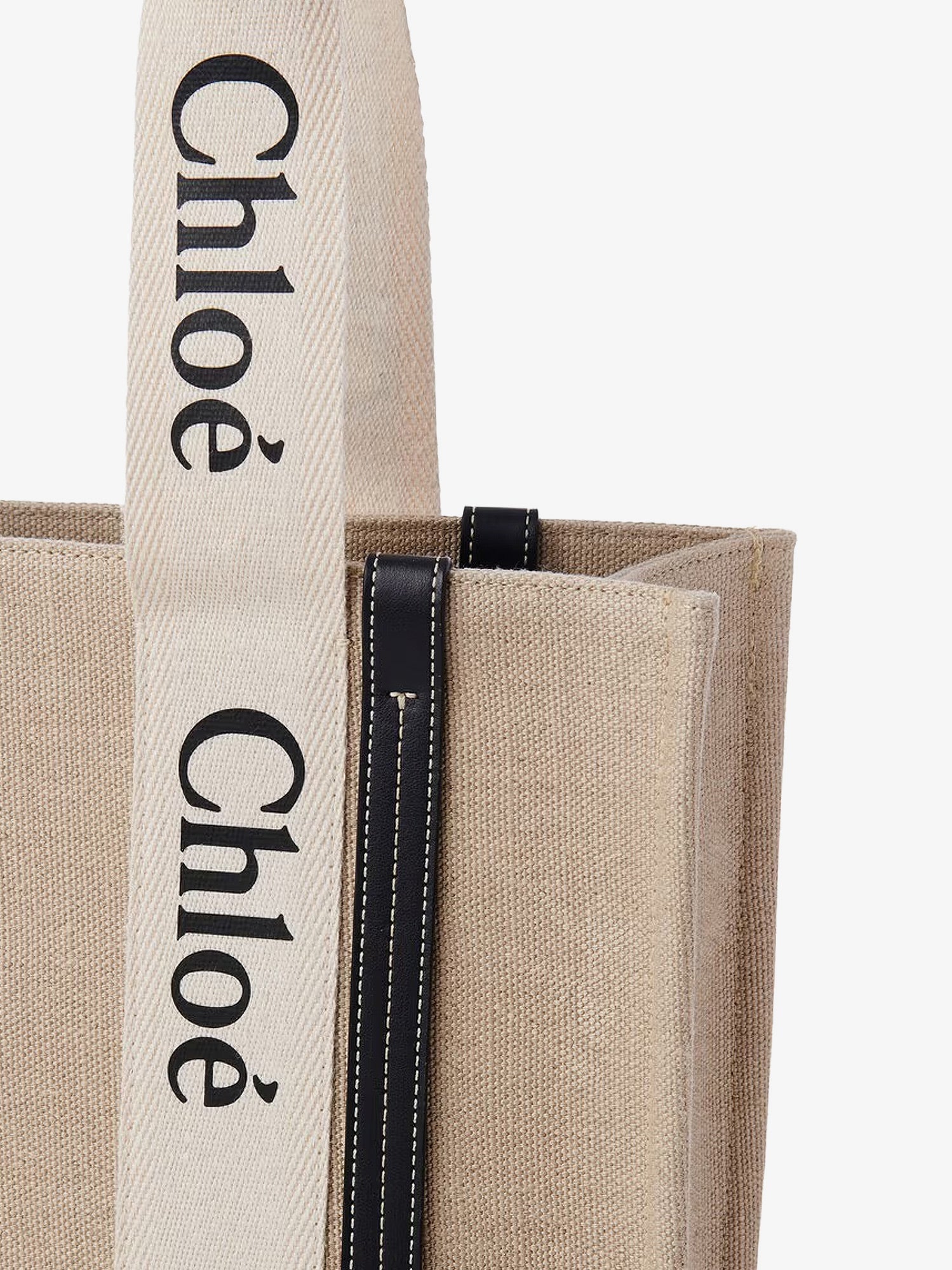 Chloé Woody Linen Shoulder Bag With Front Lettering Logo