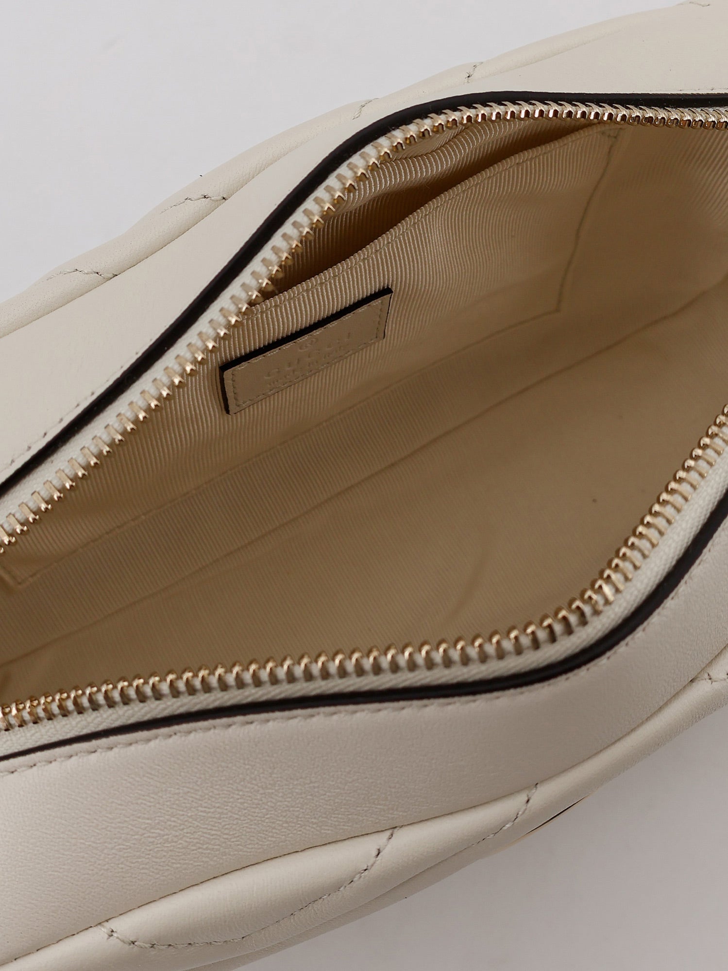 Gucci Gg Marmont Leather Camera Bag