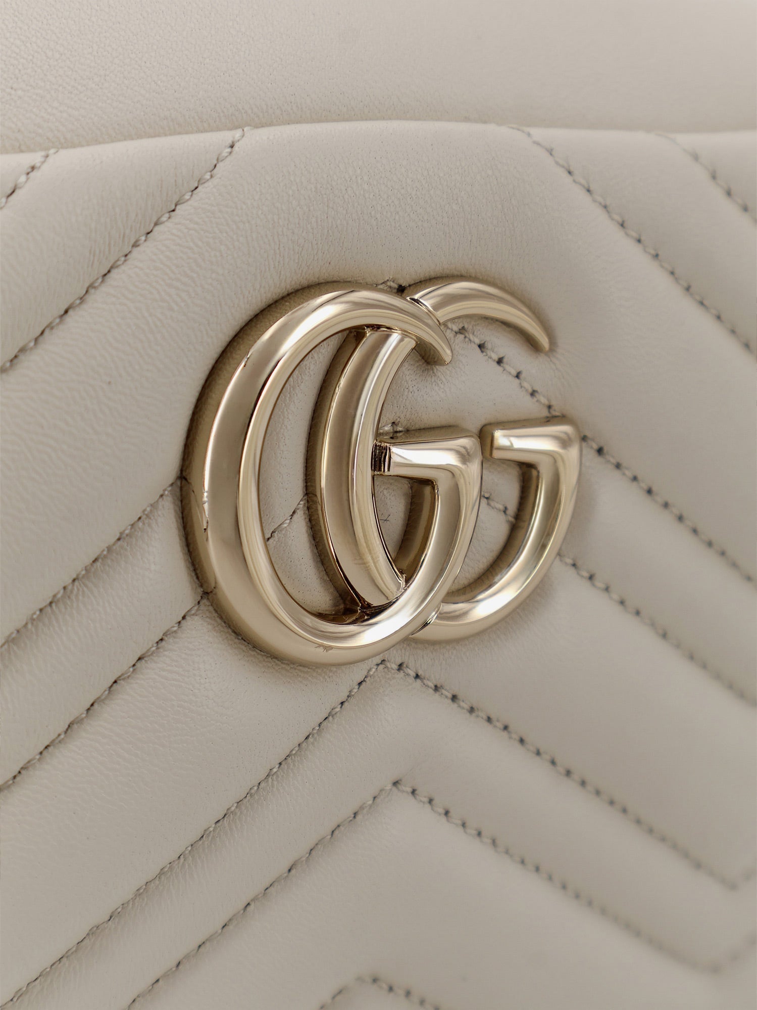 Gucci Gg Marmont Leather Camera Bag