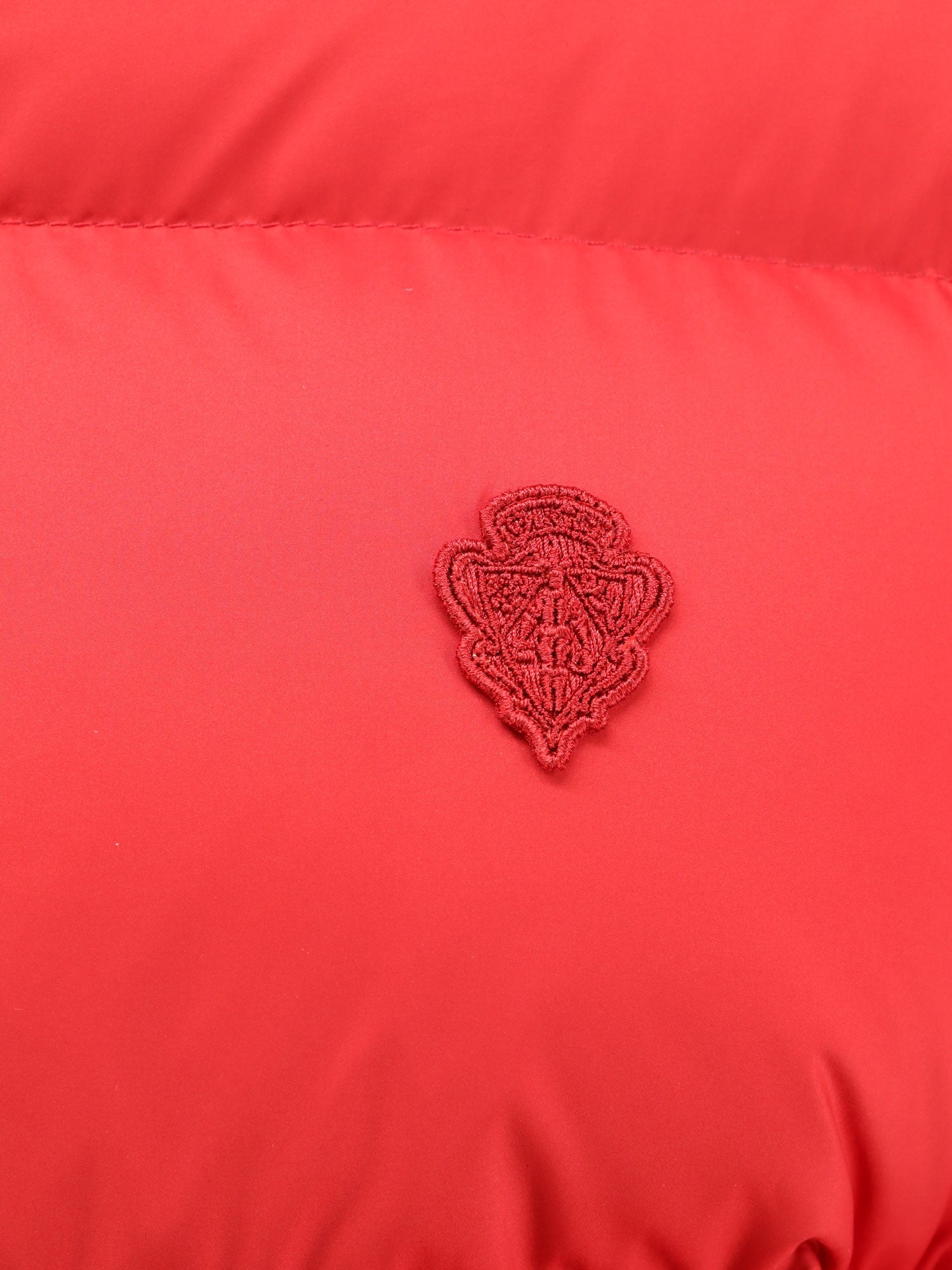 Gucci Crop Fit Down Jacket With Iconic Crest