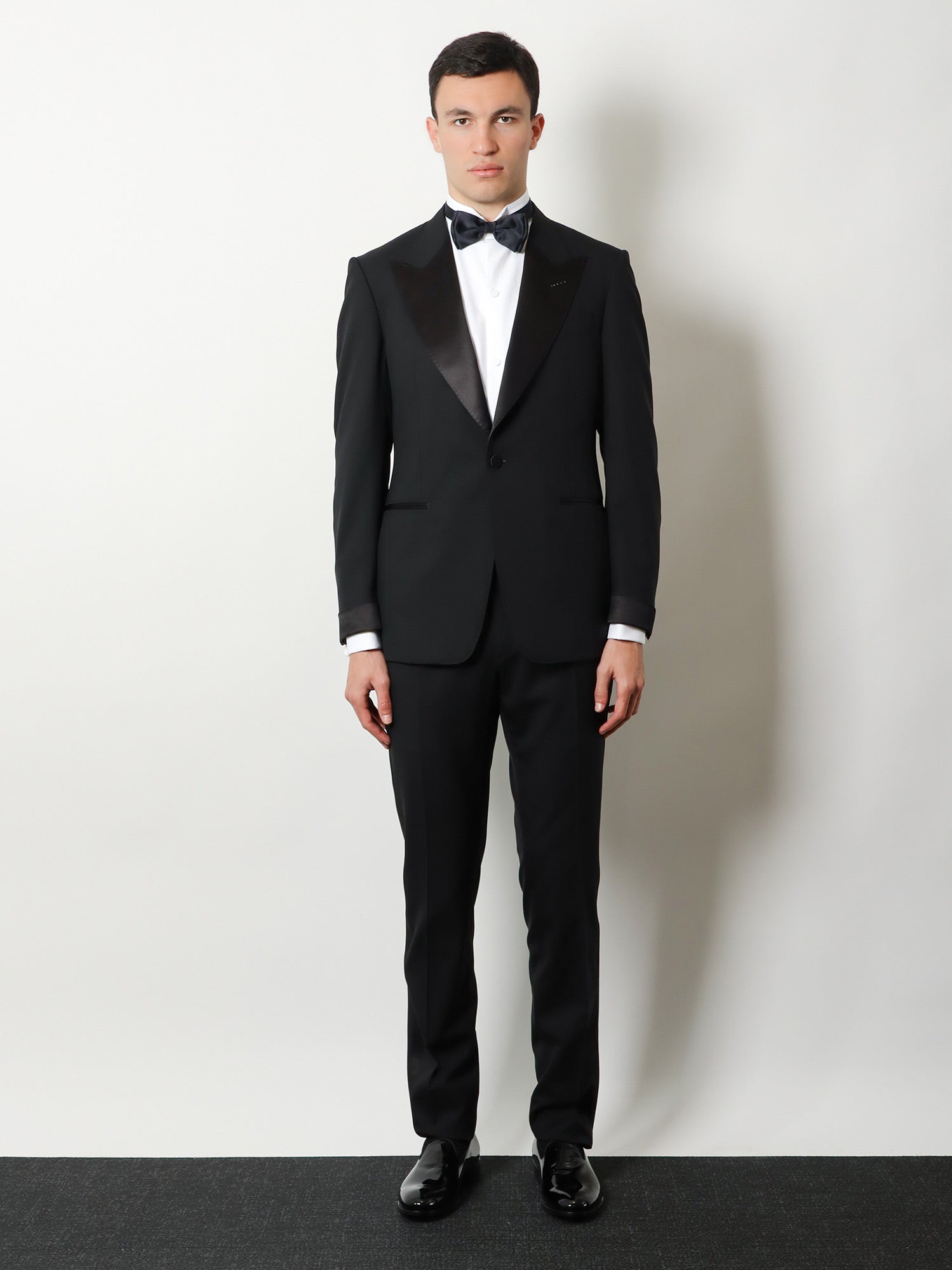 Tom Ford Shelton Wool Tuxedo